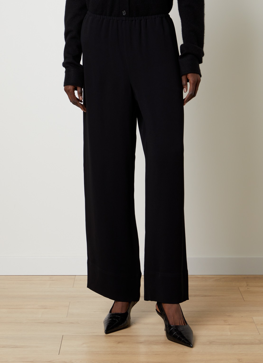 TOTEME Mid waist straight fit loungebroek met steekzakken - detail 2 zwart