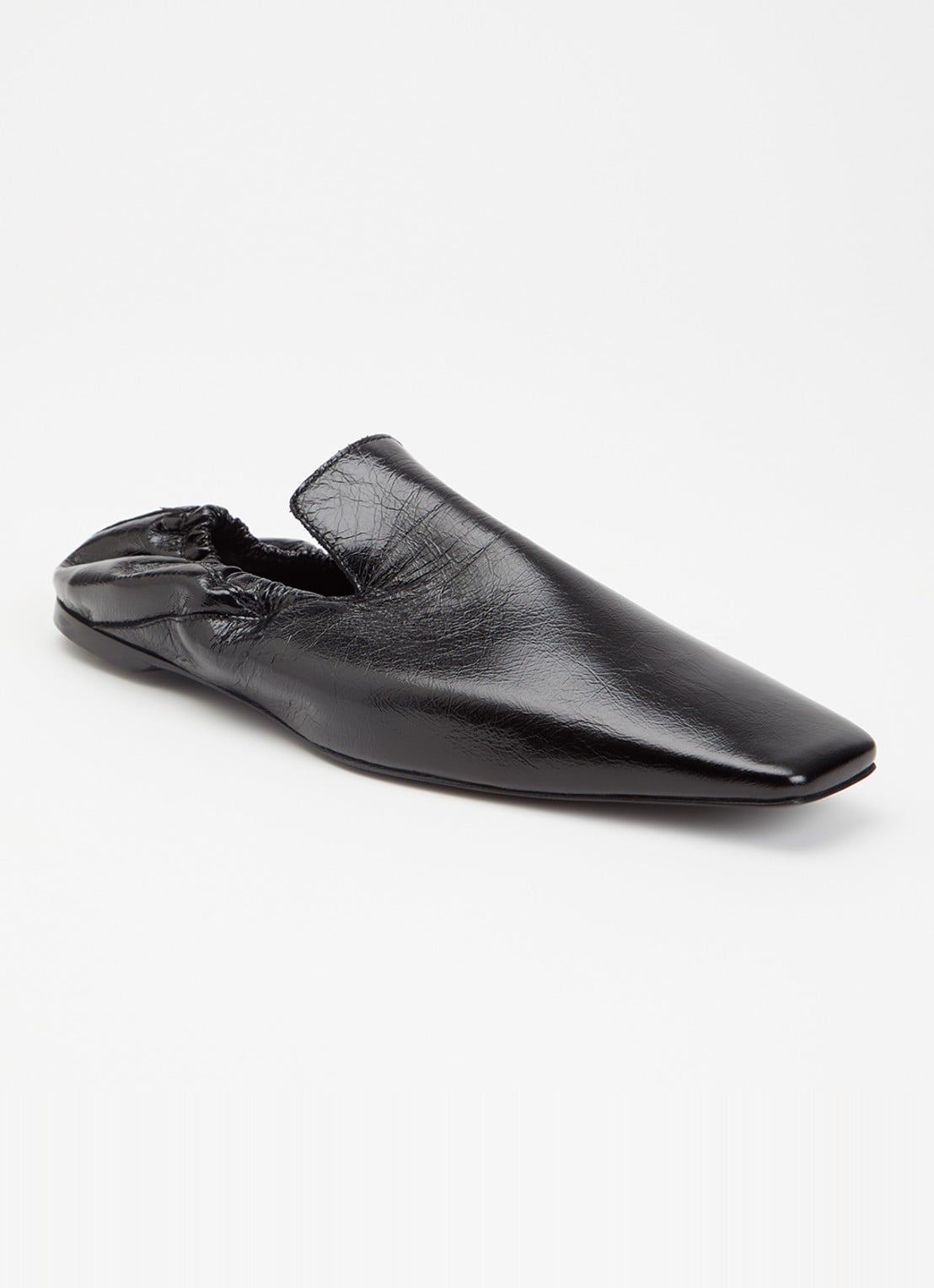 TOTEME Slip-on van lakleer - voorkant zwart