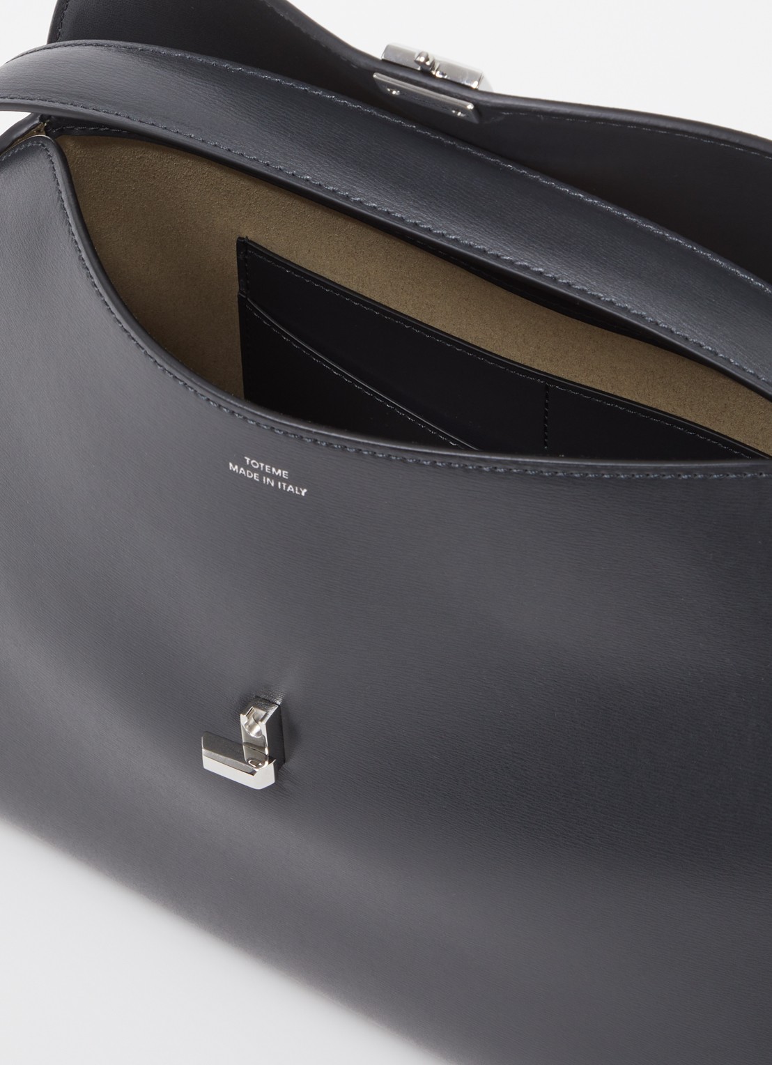 TOTEME T-Lock handtas van leer met afneembare schouderriem  - detail 4 donkergrijs