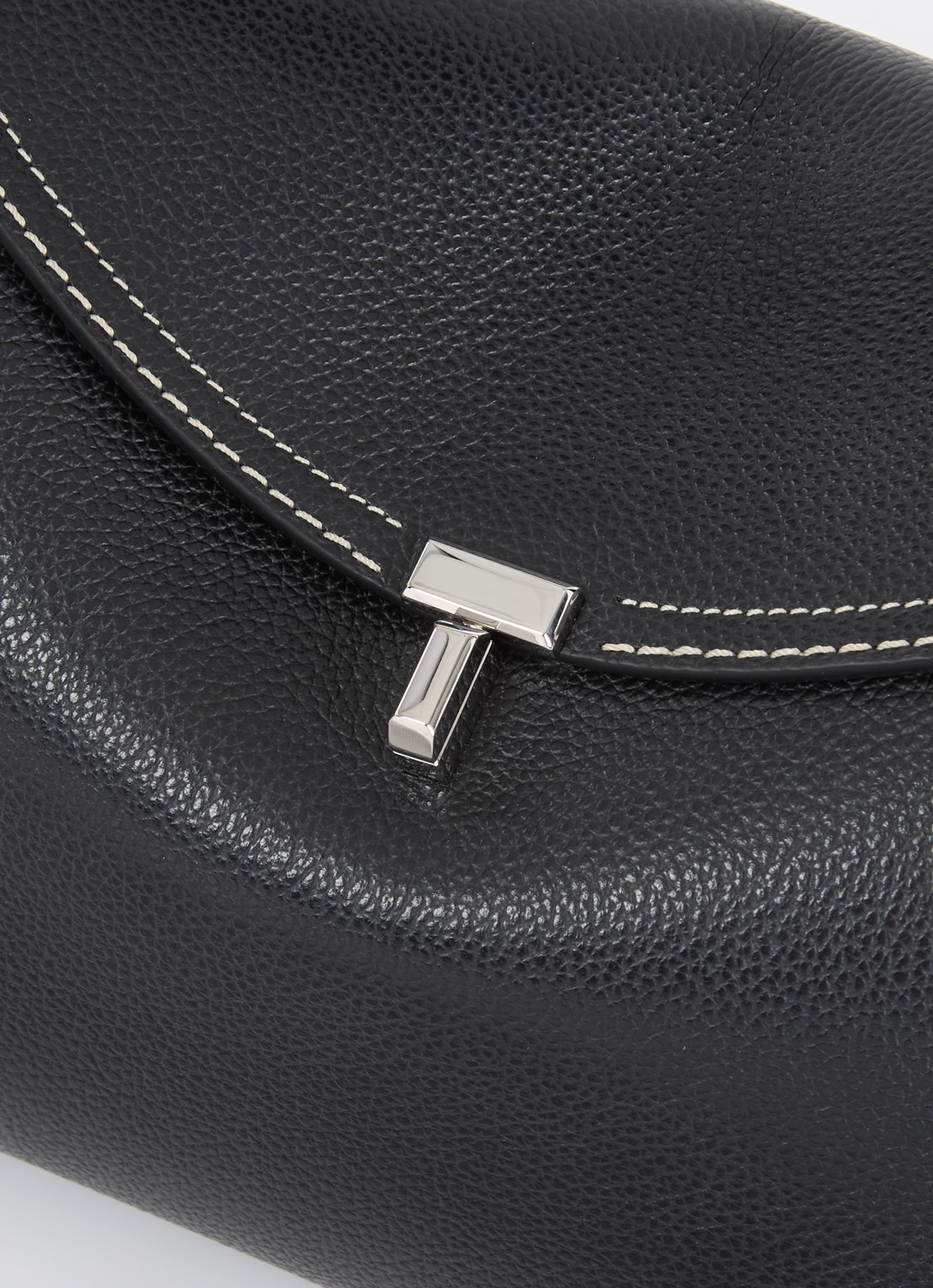 TOTEME T-Lock handtas van leer - detail 3 zwart