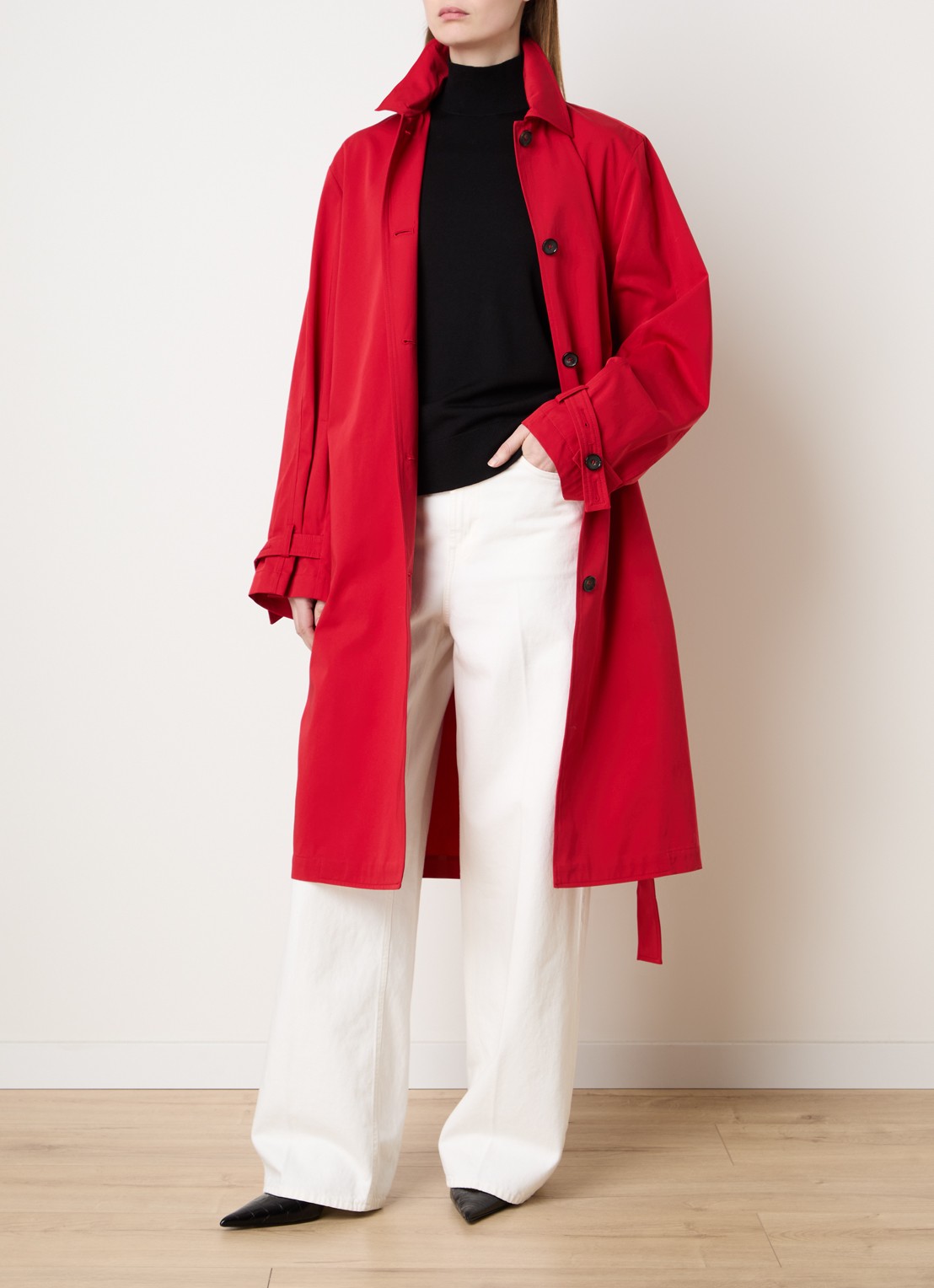 TOTEME Trenchcoat met steekzakken en strikceintuur - voorkant 3 rood