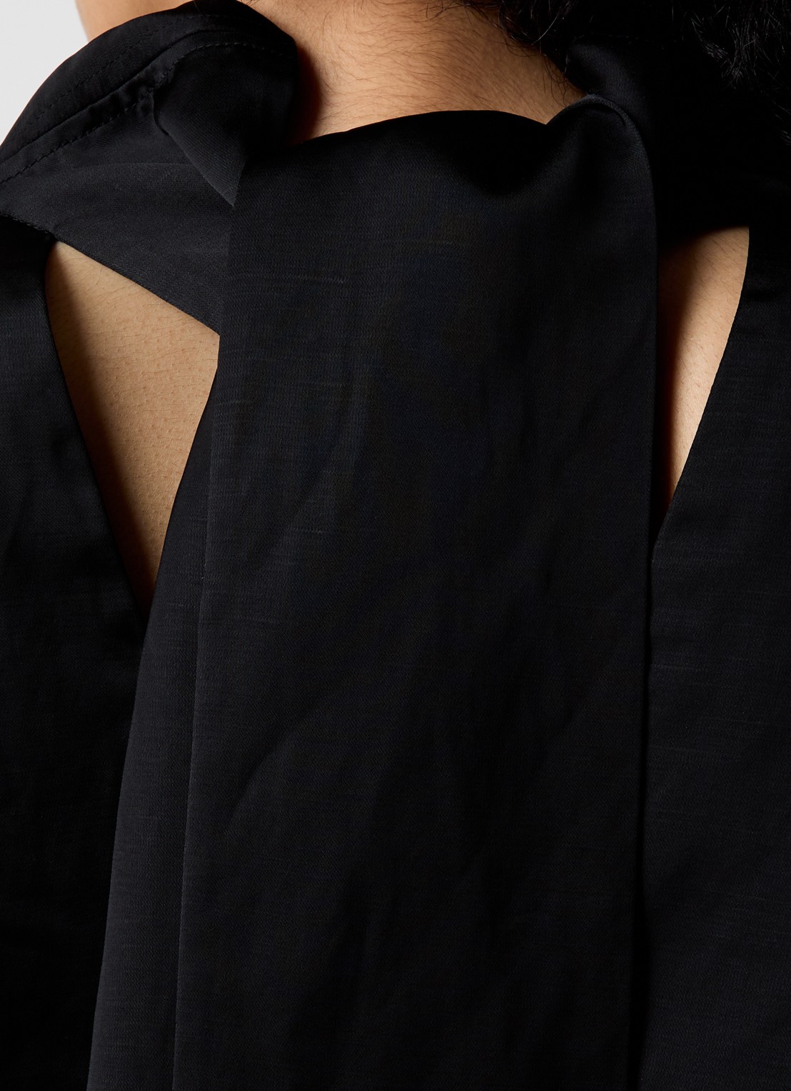 TOTEME Tuniek in linnenblend met sjaalkraag - detail 2 zwart