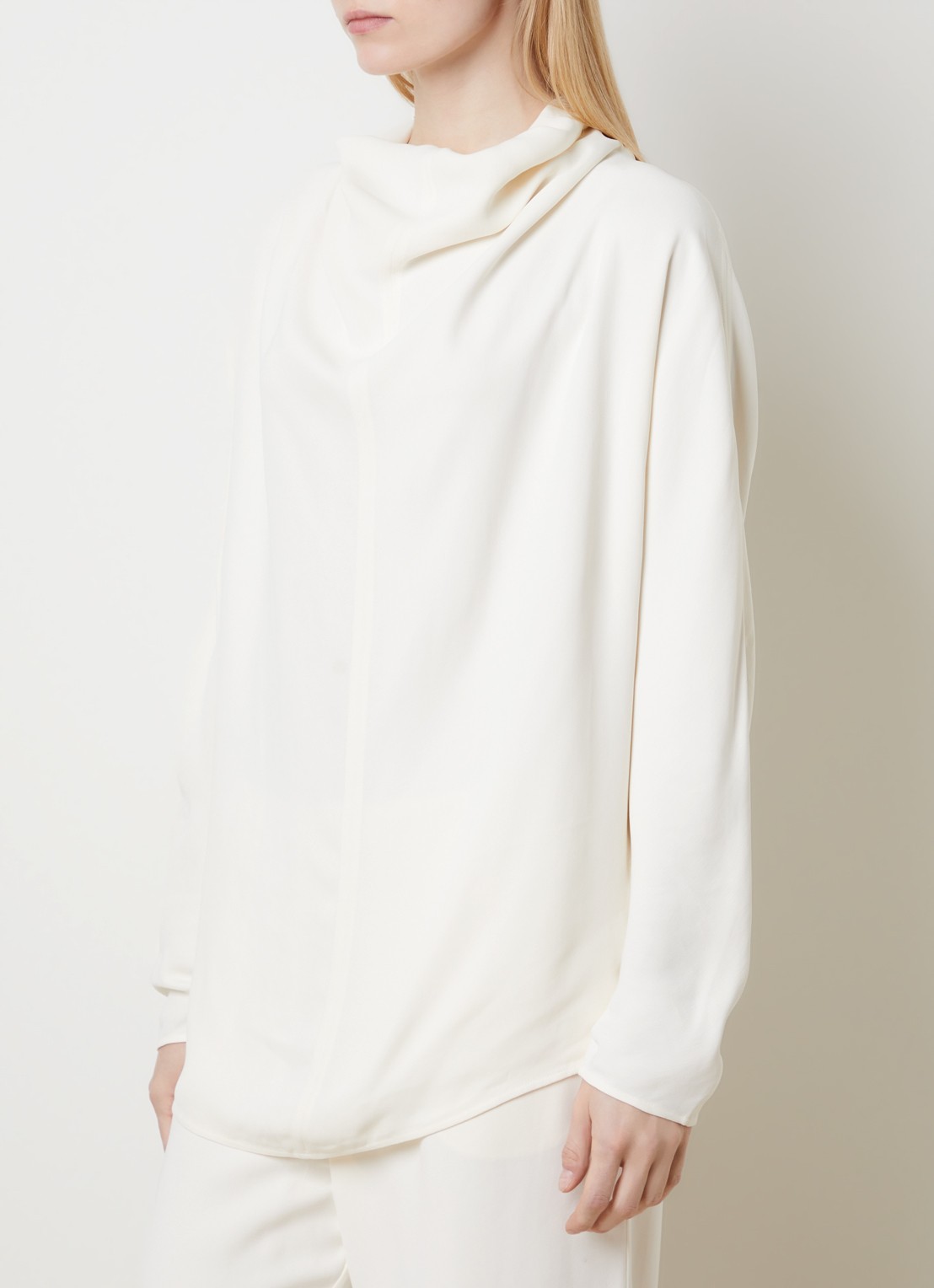 TOTEME Tuniek met watervalhals en gestrikt detail - detail gebroken wit