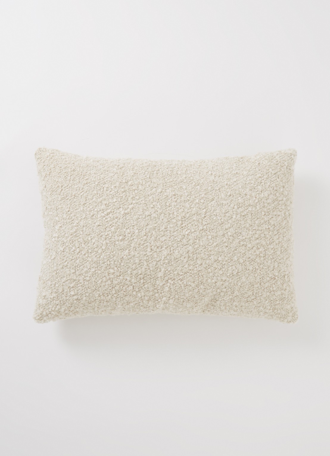 &Tradition Soft Boucle sierkussen 60 x 40 cm  - detail wit