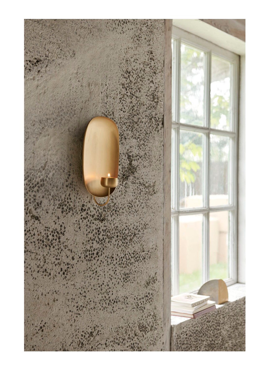 &Tradition Votive AV20 waxinelichthouder wandhanger 24 cm  - voorkant 2 goud