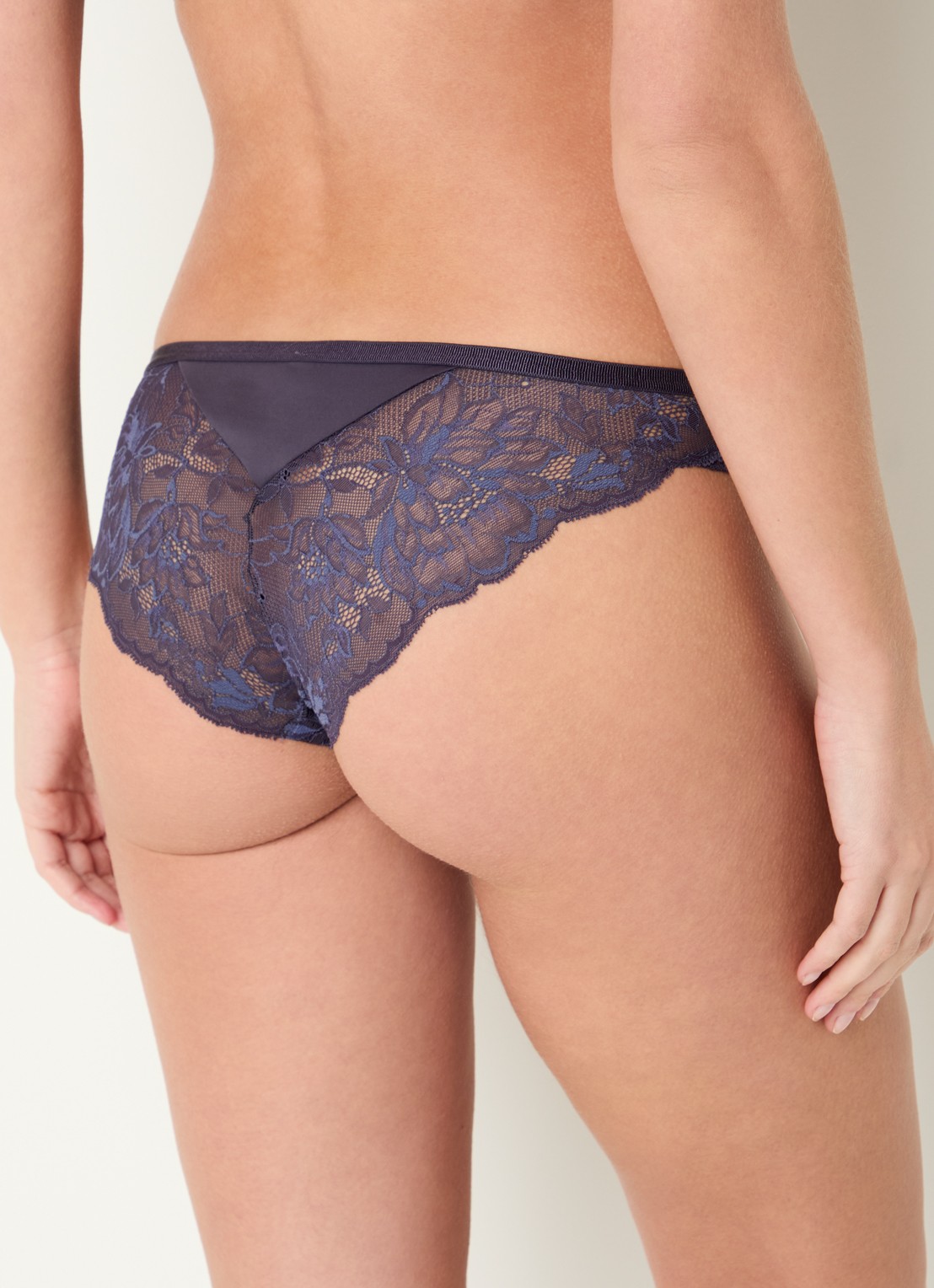 Triumph Amrete Charm slip van kant - achterkant 5 indigo