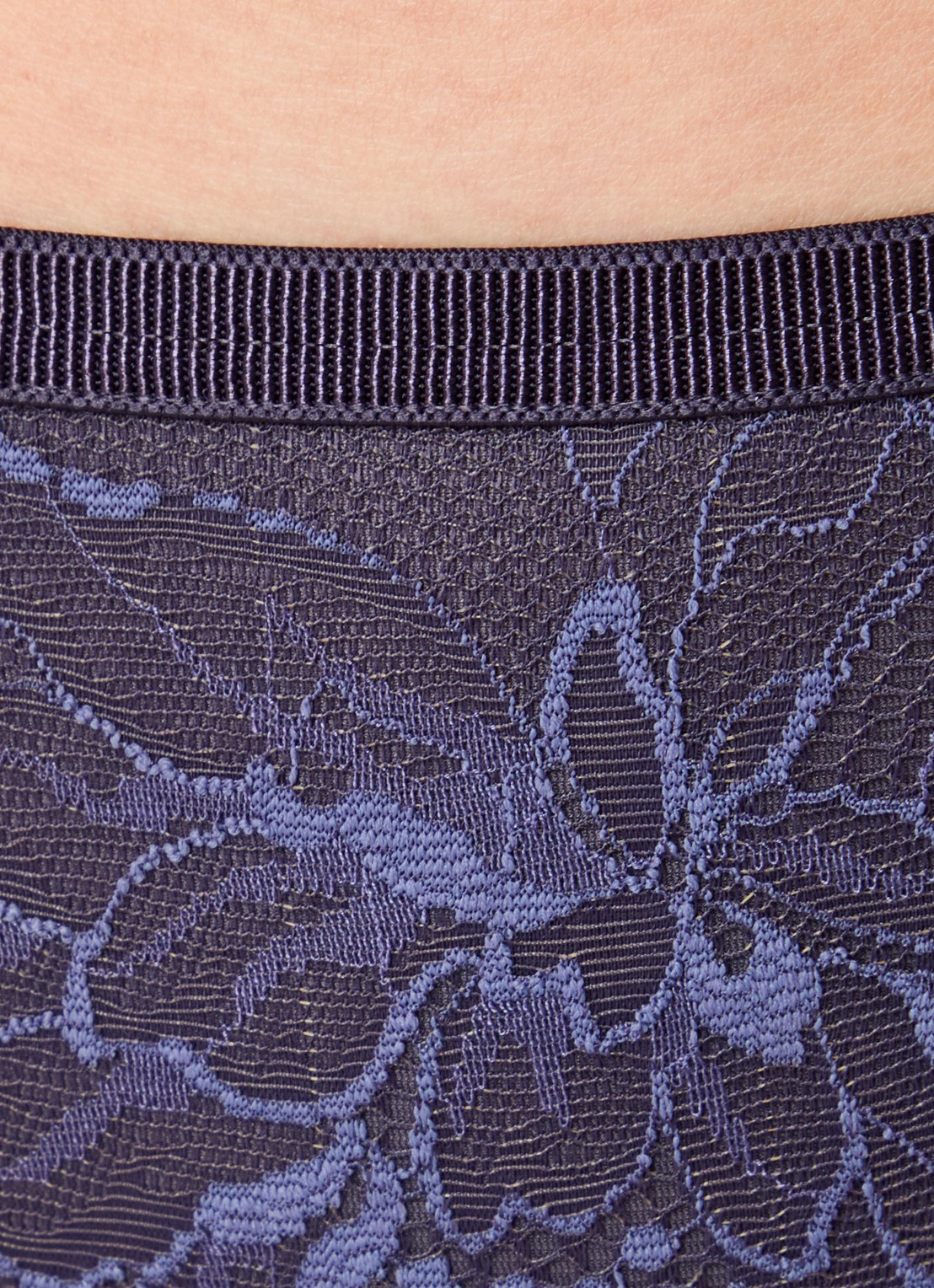 Triumph Amrete Charm slip van kant - detail 4 indigo