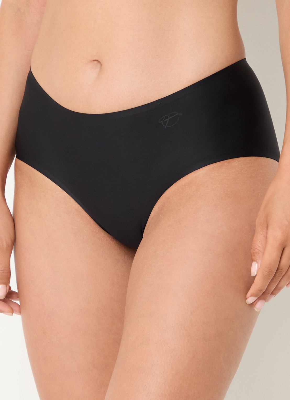 Triumph Body Make-up naadloze slip - detail zwart