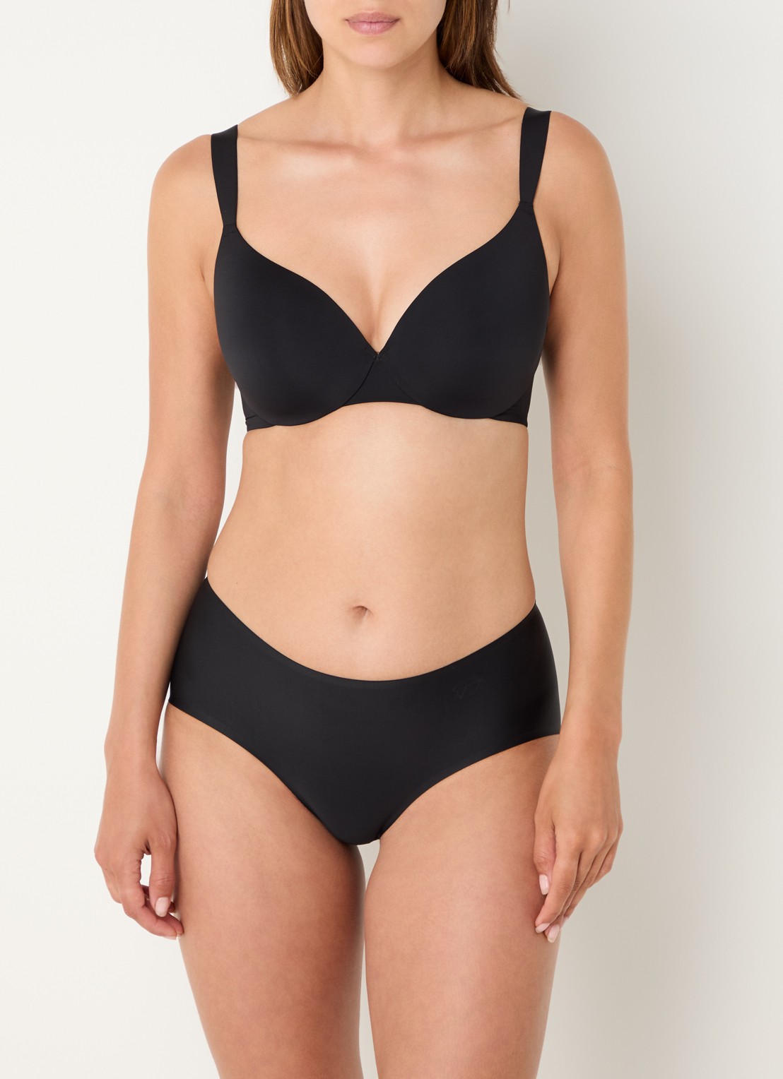 Triumph Body Make-up naadloze slip - voorkant 4 zwart