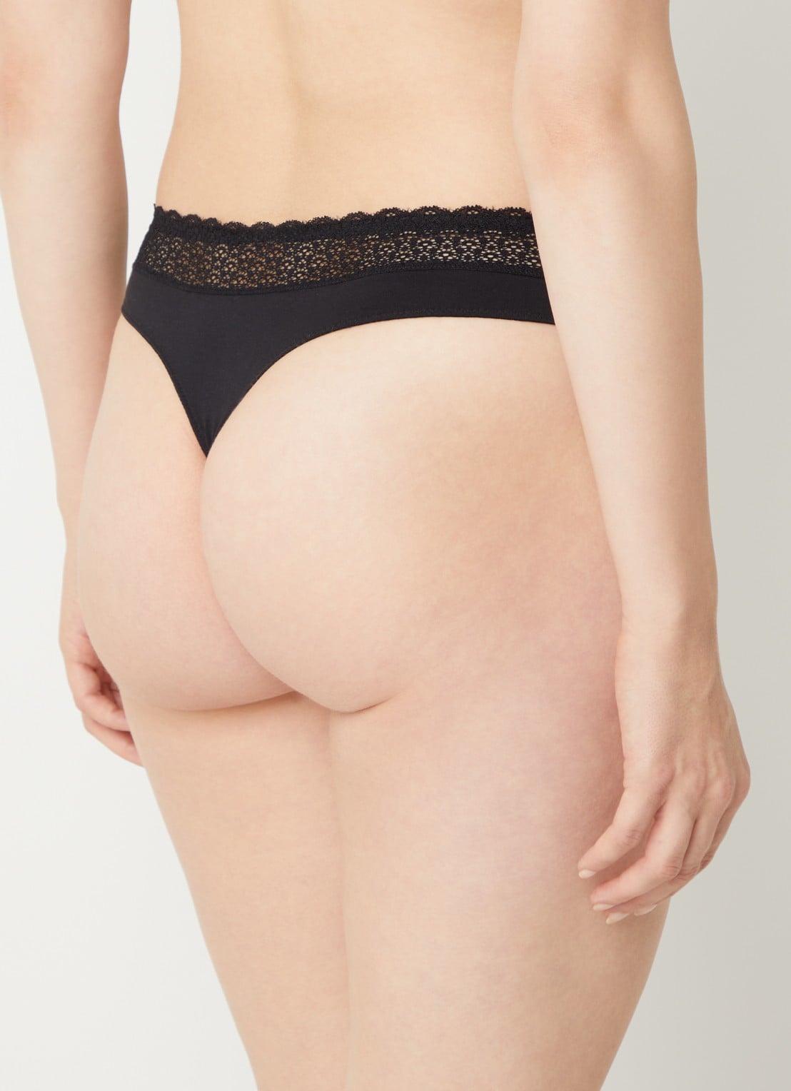 Triumph Feel of Modal string met kant - achterkant 4 zwart