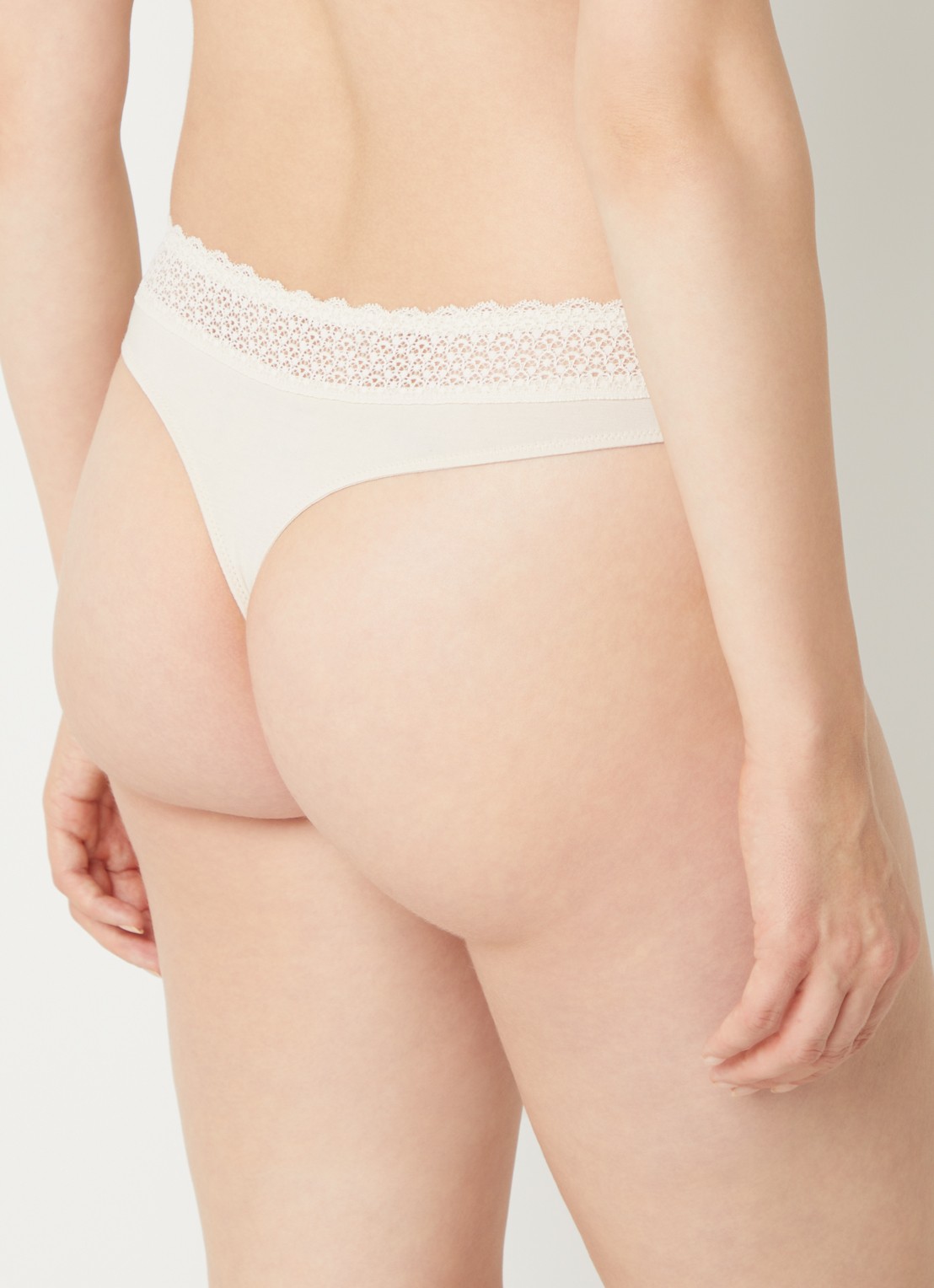 Triumph Feel of Modal string met kant - achterkant 4 creme