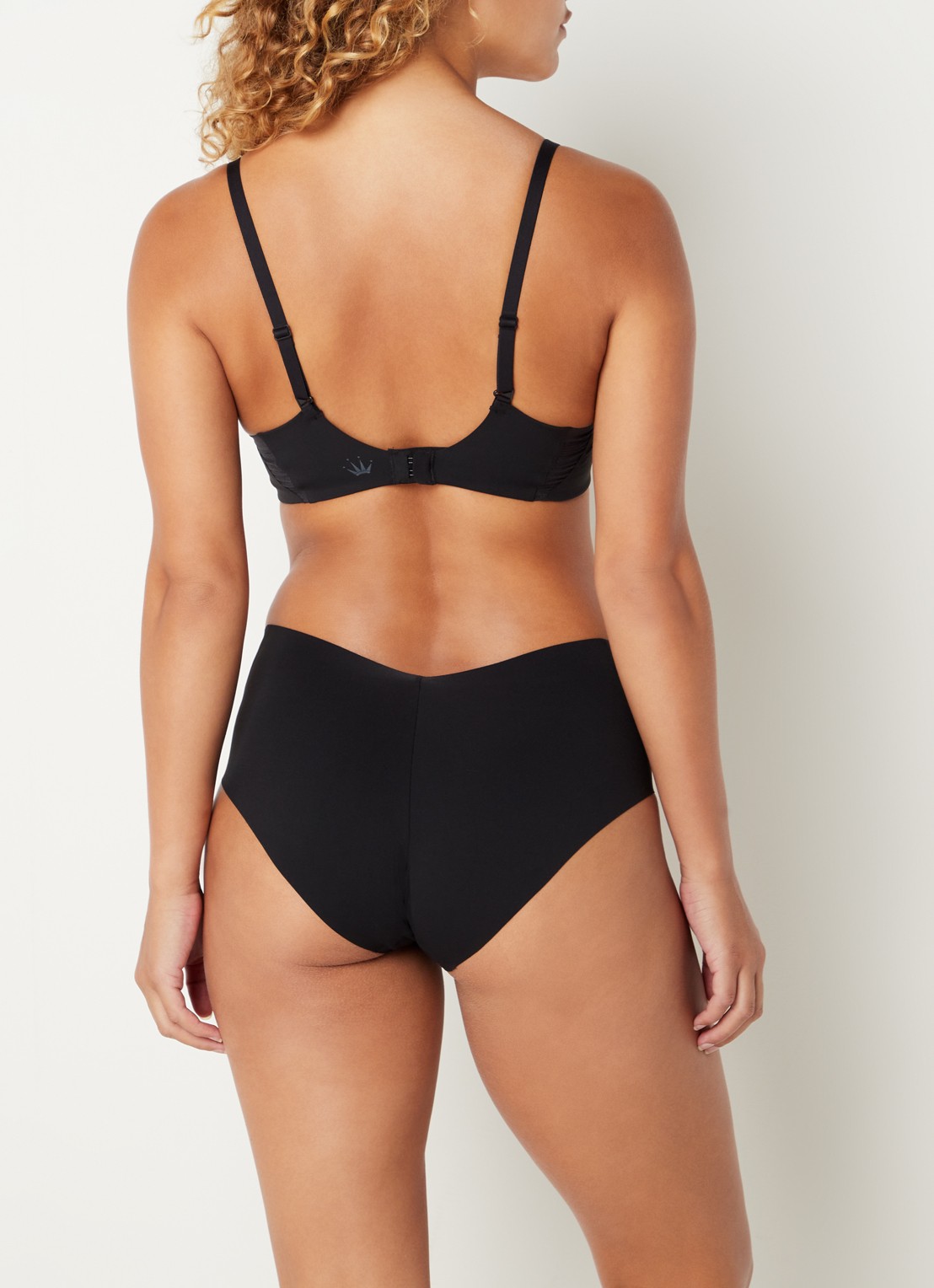 Triumph Flex Smart maxi naadloze slip - achterkant zwart