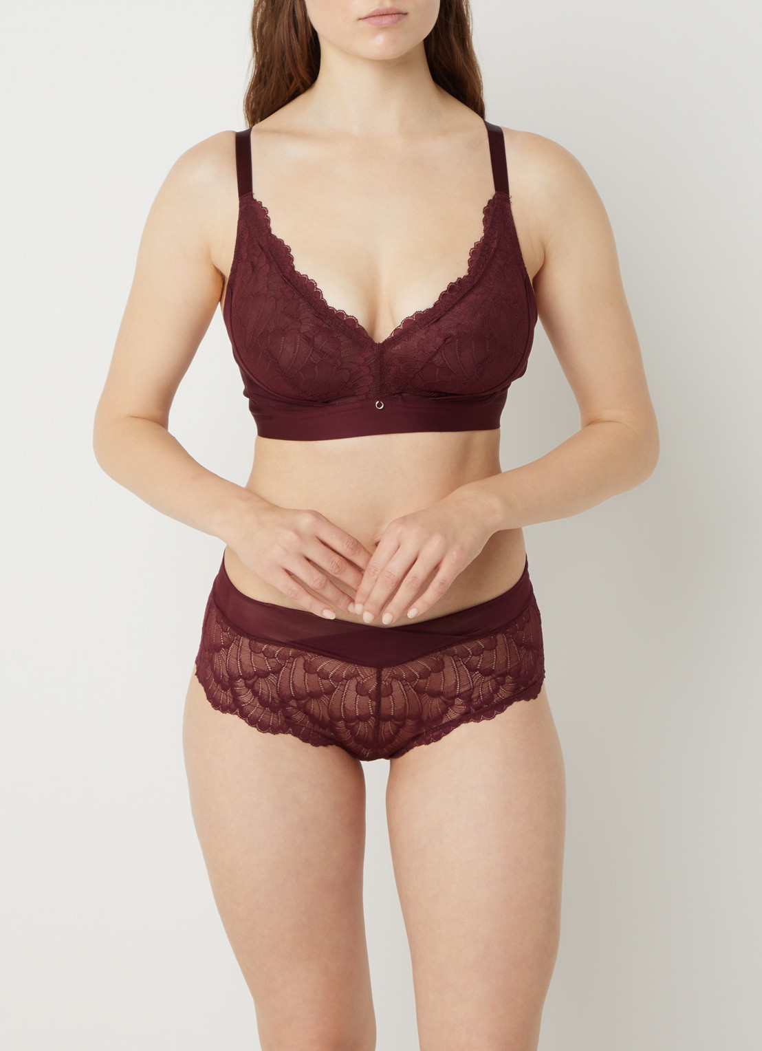 Triumph Love in Lace bralette met kant details - detail bordeauxrood