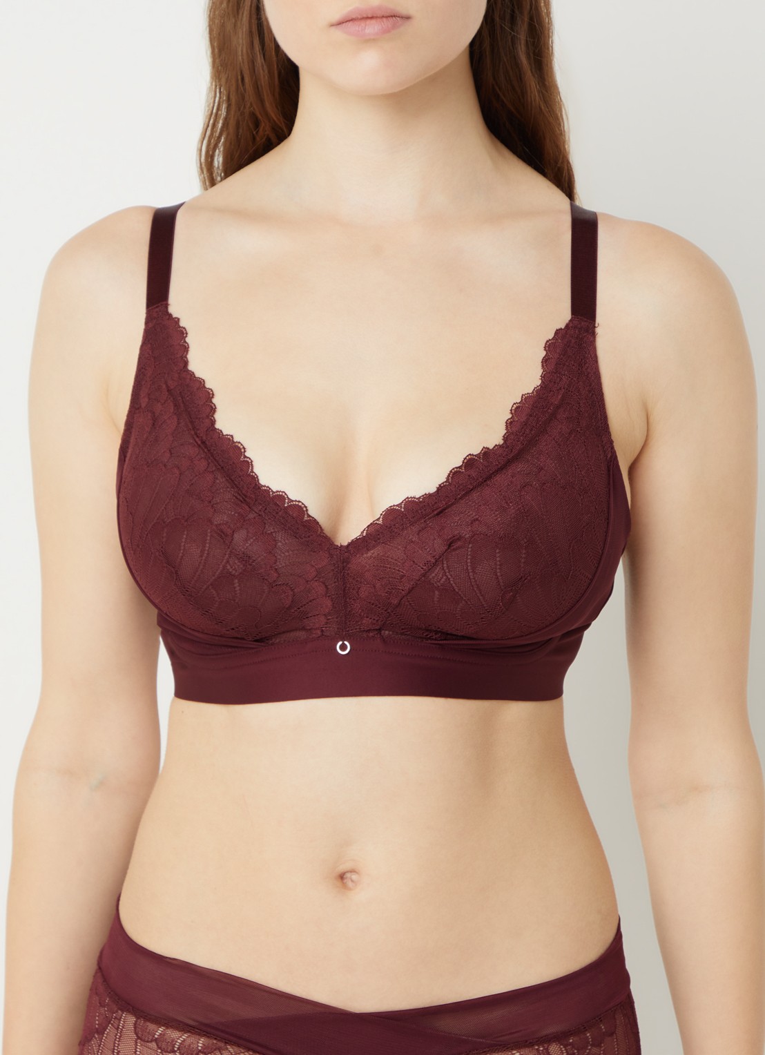 Triumph Love in Lace bralette met kant details - voorkant 4 bordeauxrood