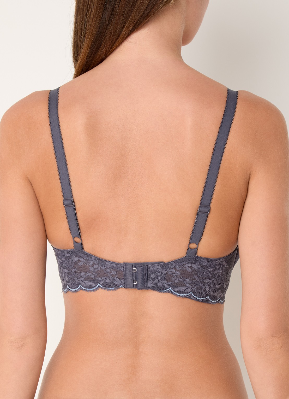 Triumph Sensual Spotlight voorgevormde bh met overlay van kant - achterkant donkerblauw