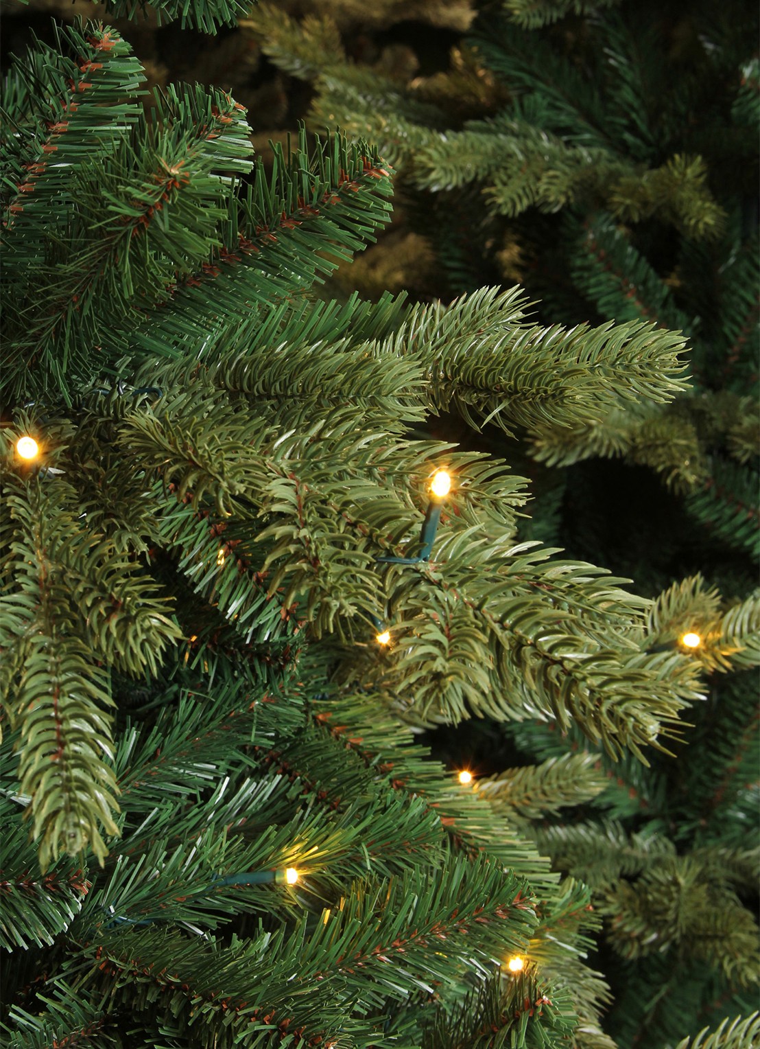 Triumph Tree Sherwood kunstkerstboom met LED verlichting 185 cm - detail 4 donkergroen