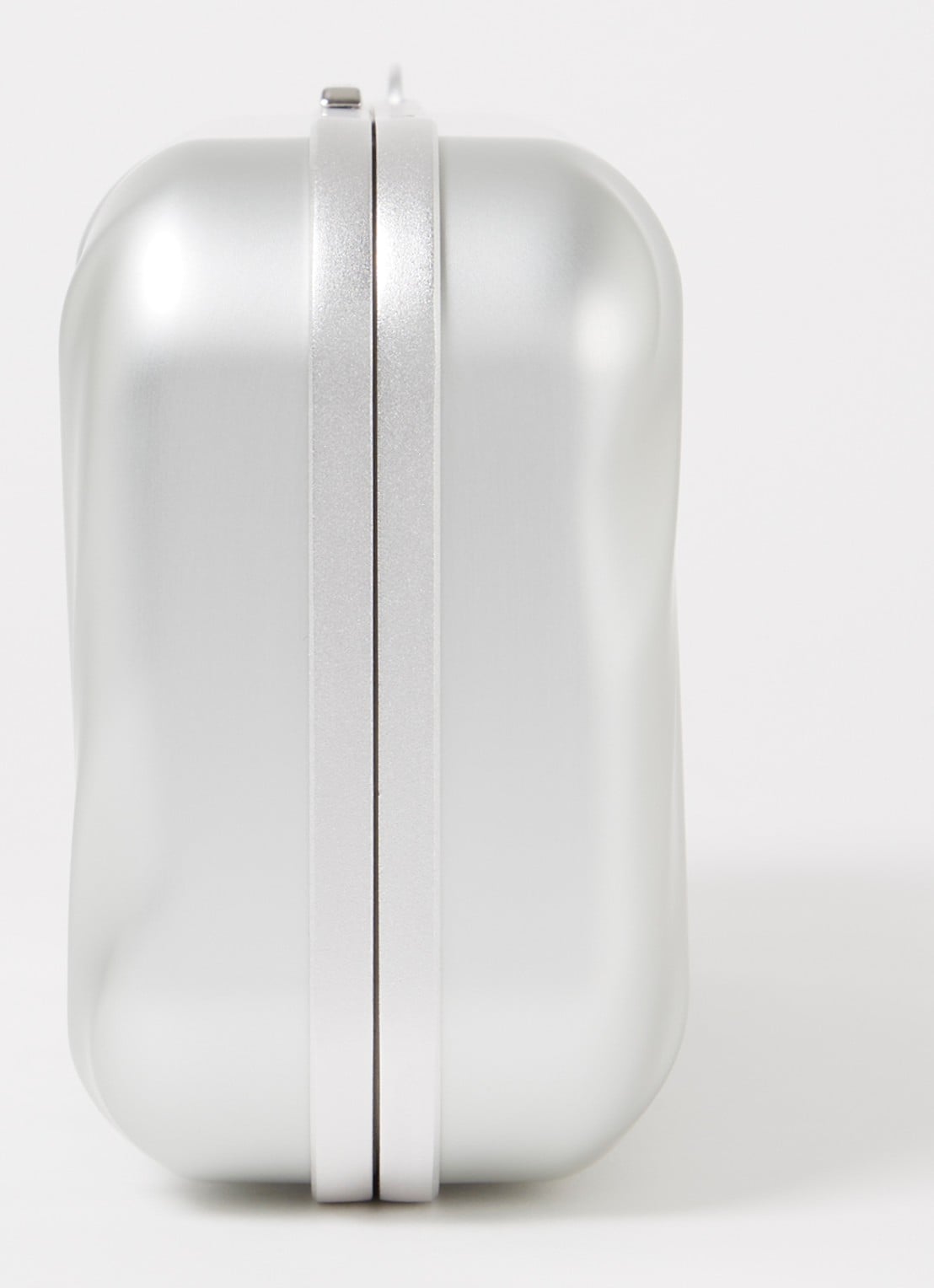 TUMI 19 Degree Aluminium clutch met afneembare schouderriem - detail 2 zilver