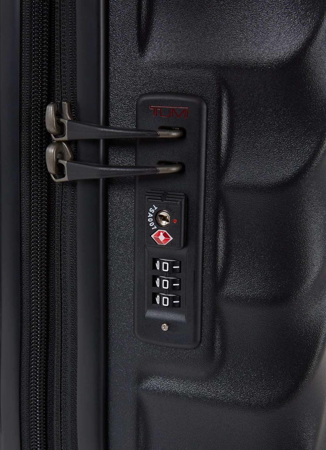 TUMI 19 Degree Continental spinner 55 cm - detail 4 zwart
