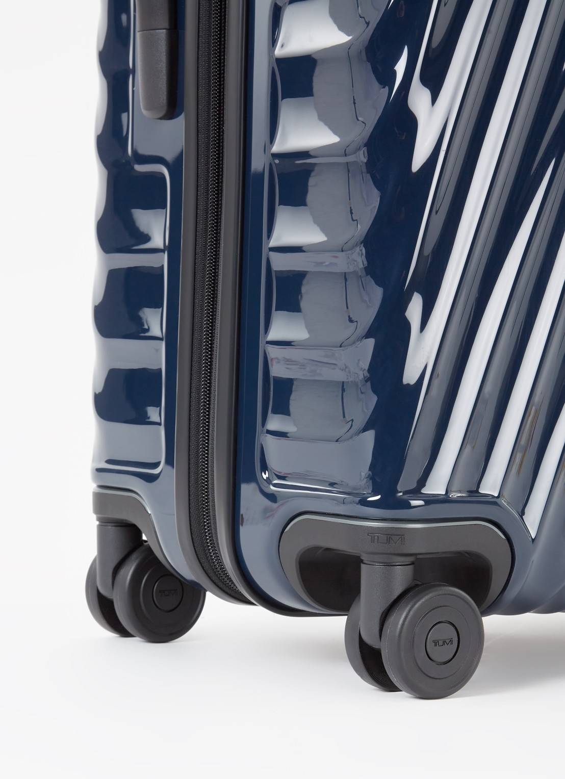TUMI 19 Degree Extended Trip spinner 77,5 cm  - detail 2 donkerblauw