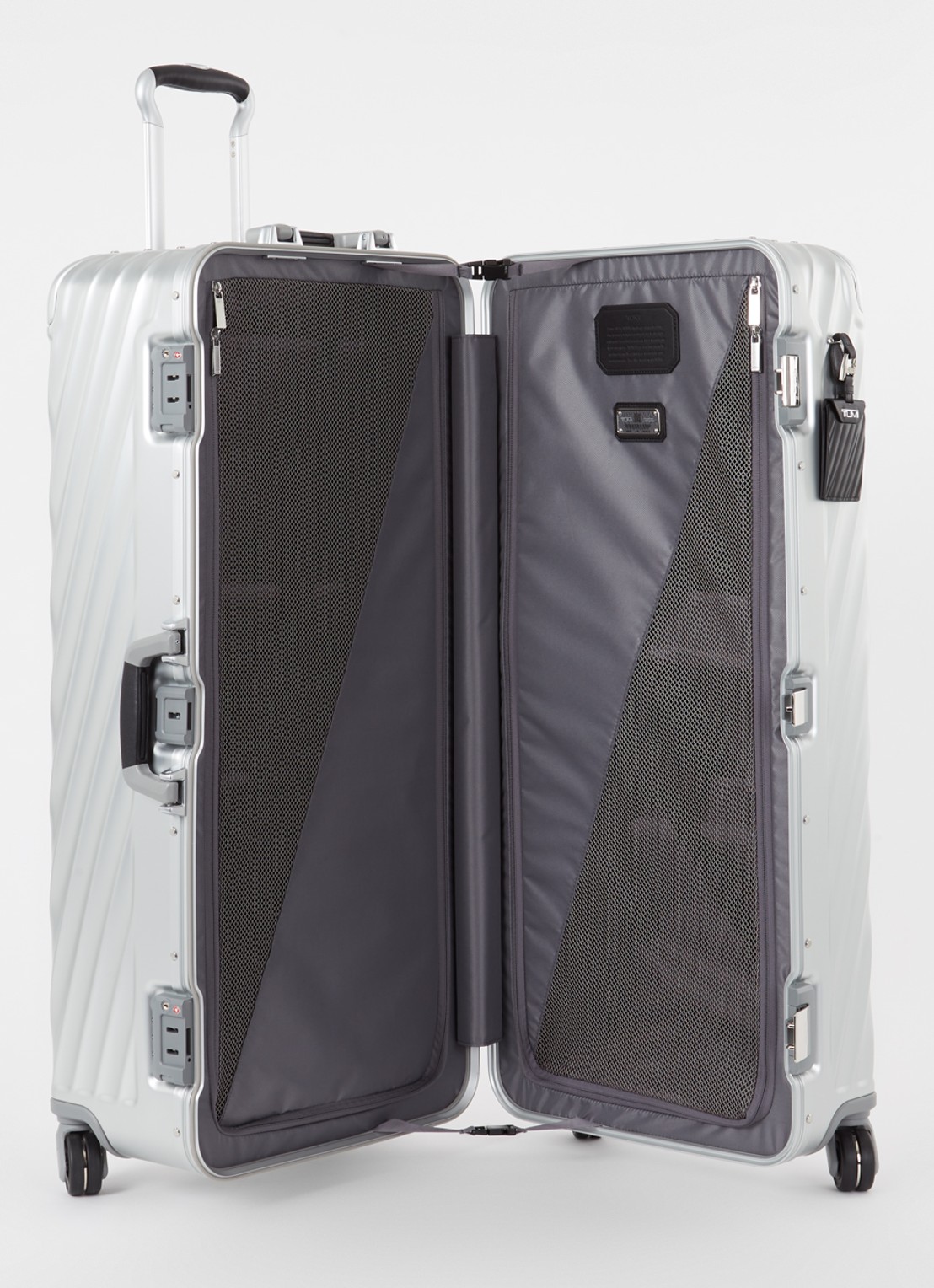 TUMI 19 Degree Trunk spinner 87 cm - voorkant 2 zilver
