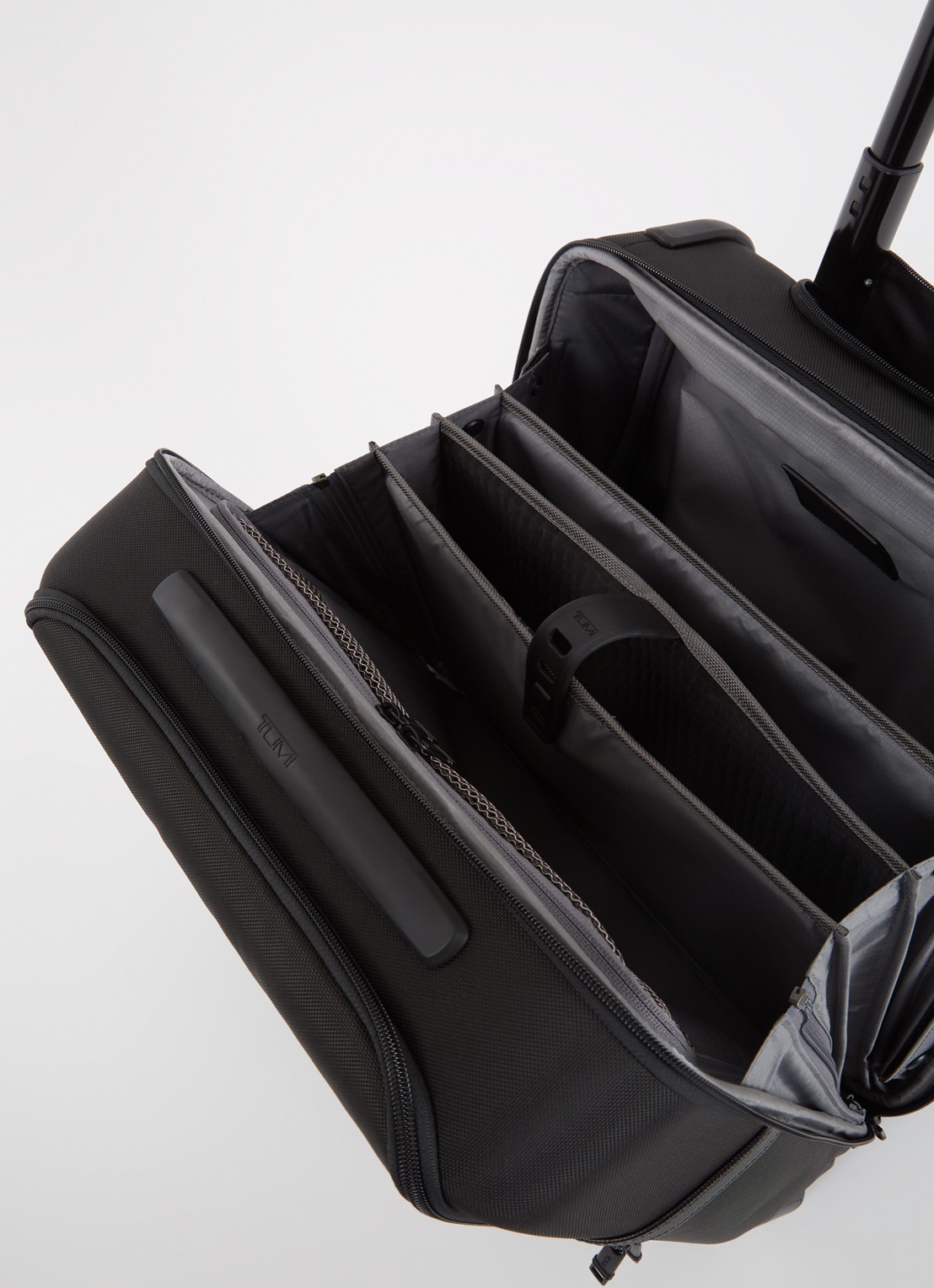 TUMI Alpha 3 Compact spinner 40 cm met 15 inch laptopvak - detail 2 zwart
