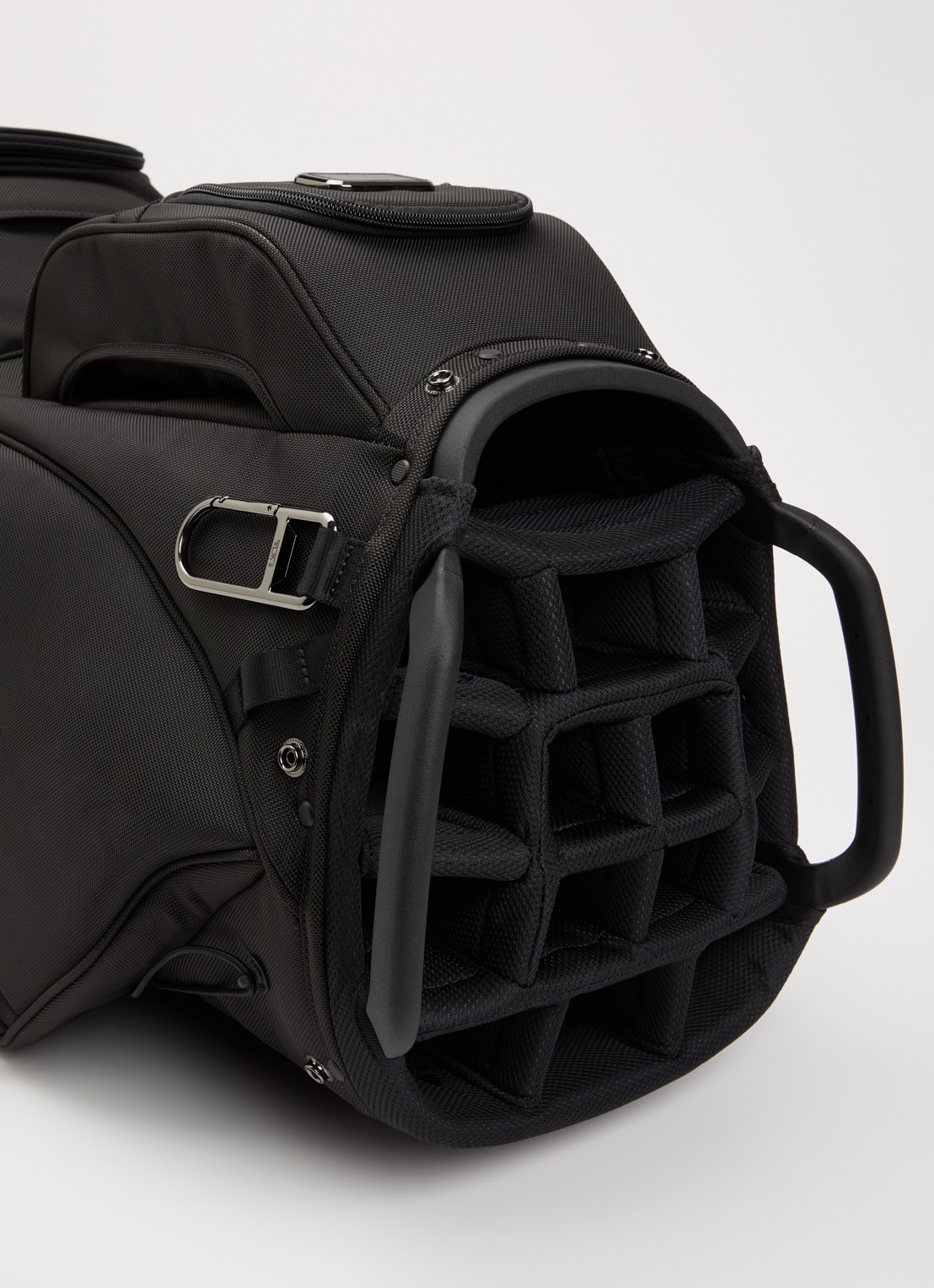 TUMI Alpha 3 Golf Cart tas met USB-C poort 91 cm - detail 4 zwart