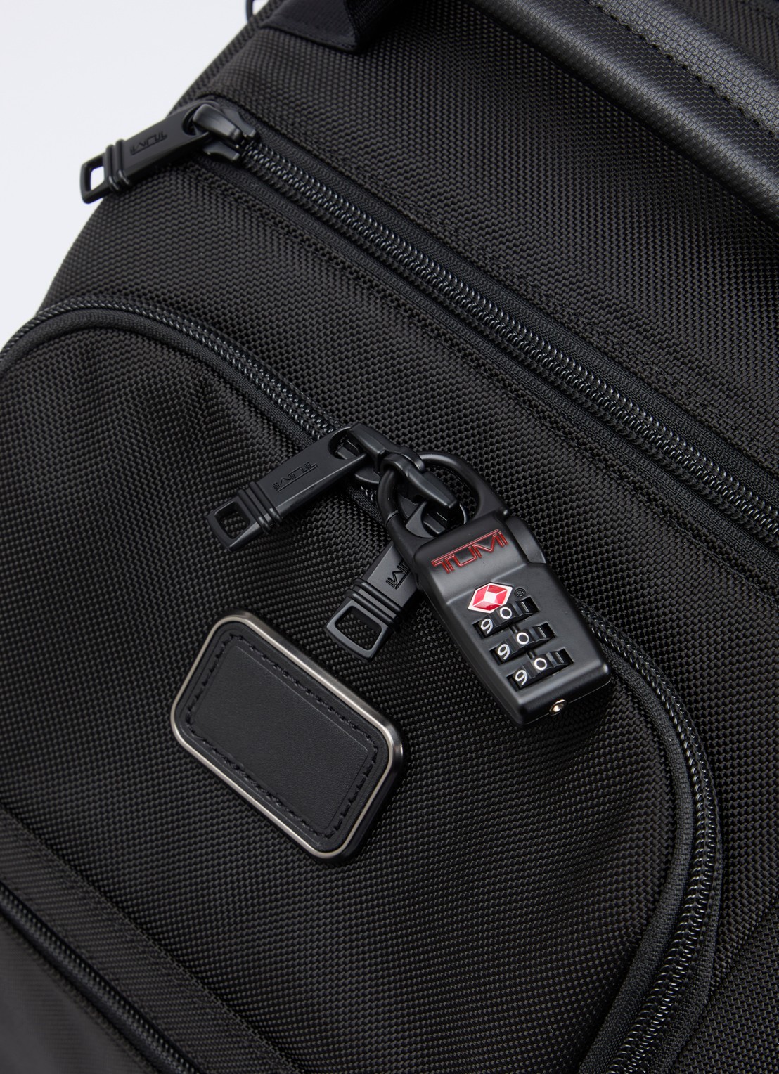 TUMI Alpha 3 Golf trolley 55 cm  - detail 4 zwart