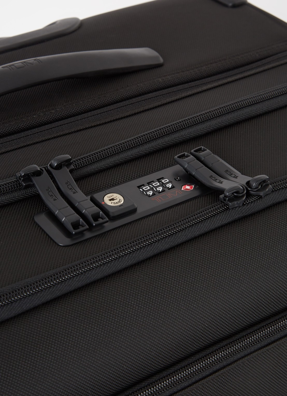 TUMI Alpha 3 Worldwide Trip vergrootbare spinner 86,5 cm  - detail 3 zwart