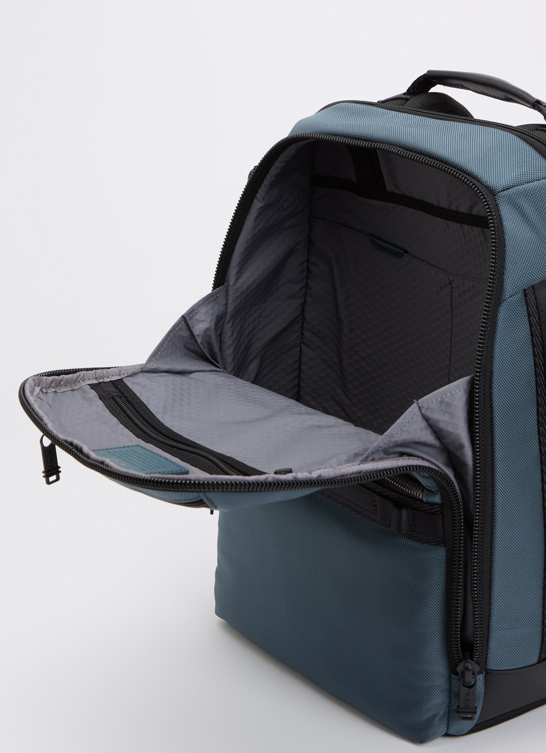 TUMI Alpha Bravo Dynamic rugzak met 15 inch laptopvak - unisex - detail 5 staalblauw
