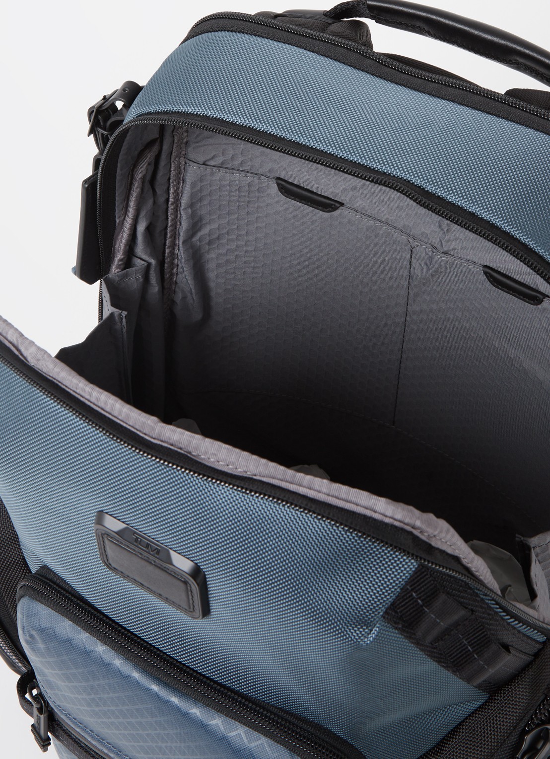 TUMI Alpha Bravo Navigation rugzak met 15 inch laptopvak - detail blauw