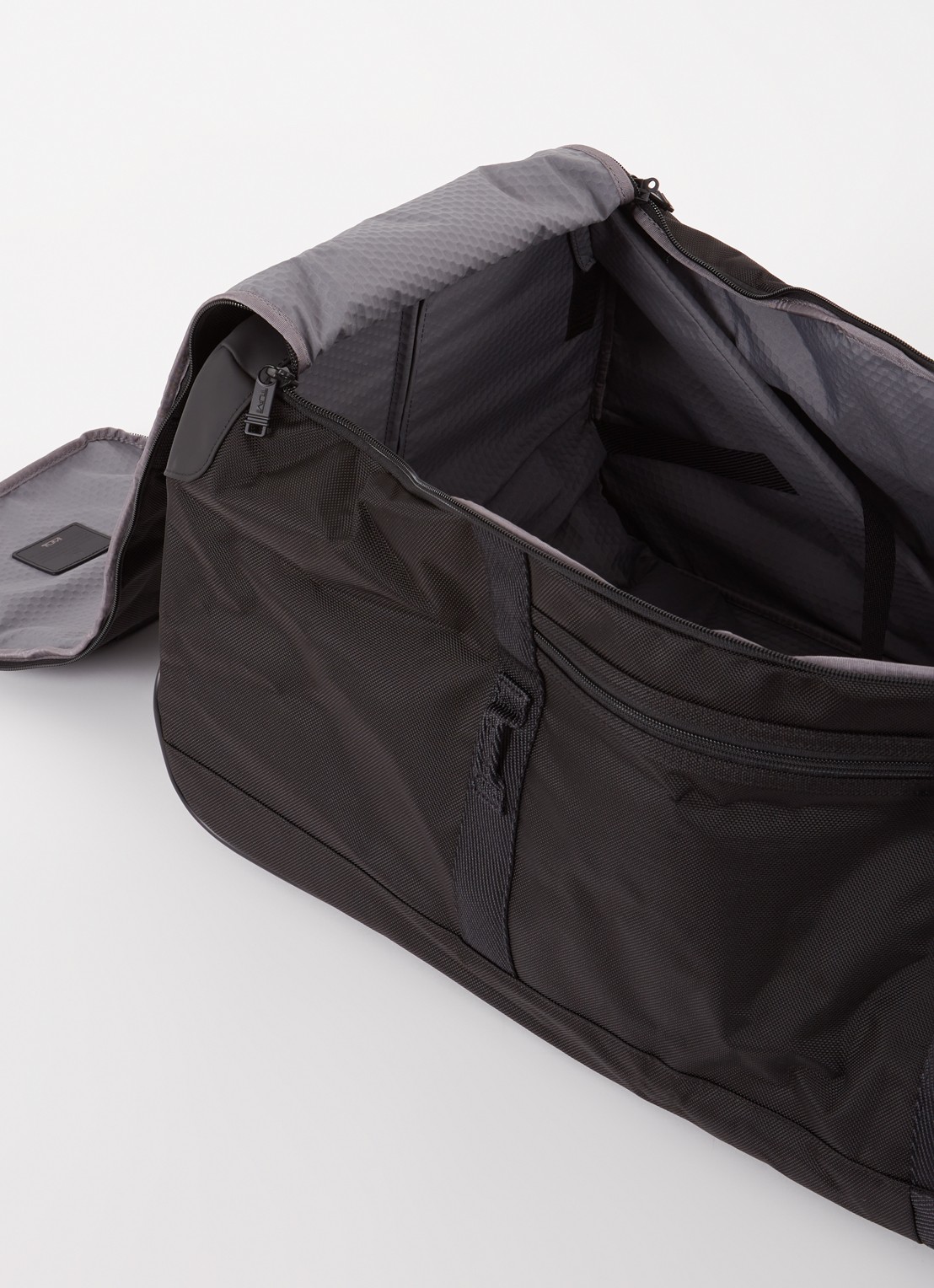 TUMI Alpha Bravo Opvouwbare duffel weekendtas - detail 4 zwart