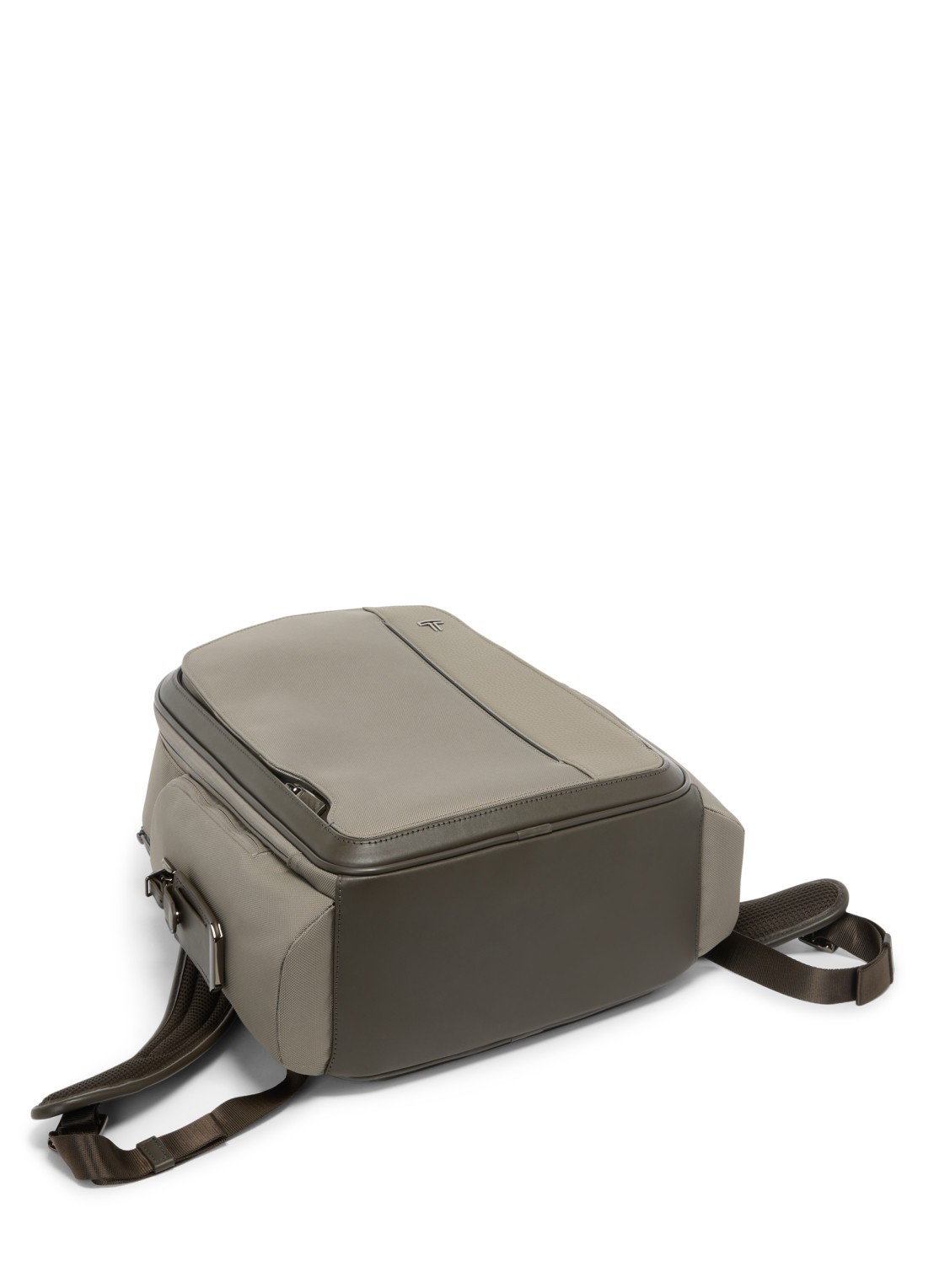 TUMI Arrive' Larson rugzak met 16 inch laptopvak - detail 6 taupe