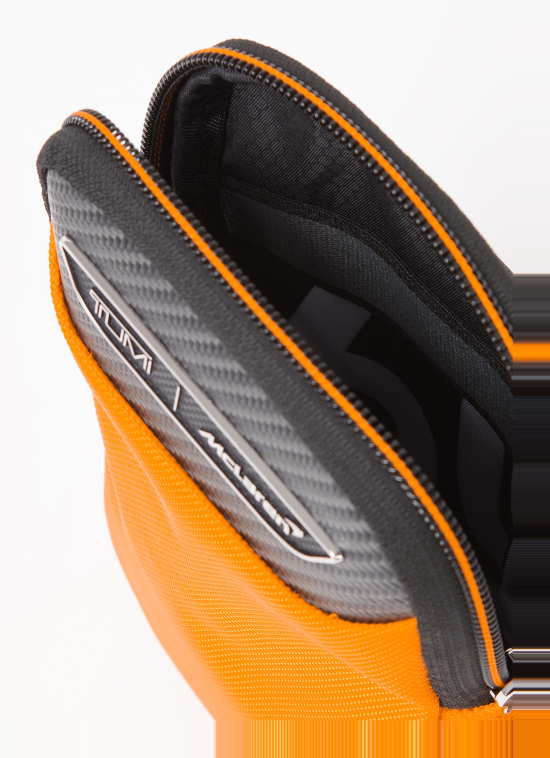 TUMI Fuel McLaren Small crossbodytas - detail 2 oranje