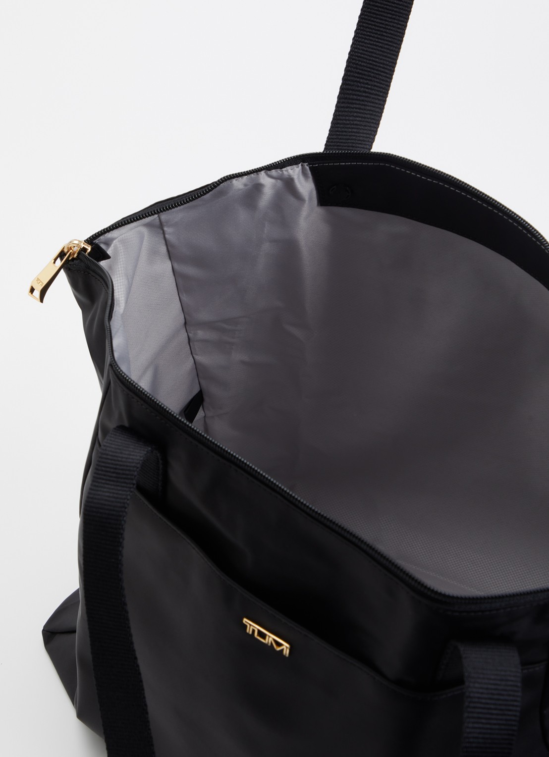 TUMI Just In Case Medium schoudertas met uitneembaar etui - detail 4 zwart
