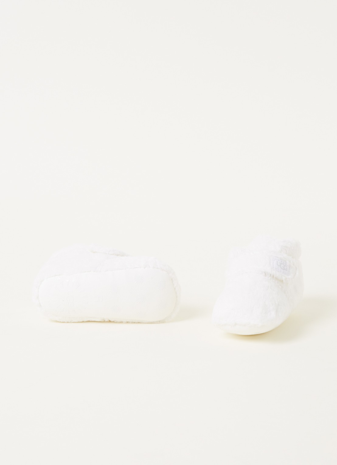 UGG Bixbee babyslofjes en muts in giftbox - voorkant 2 wit