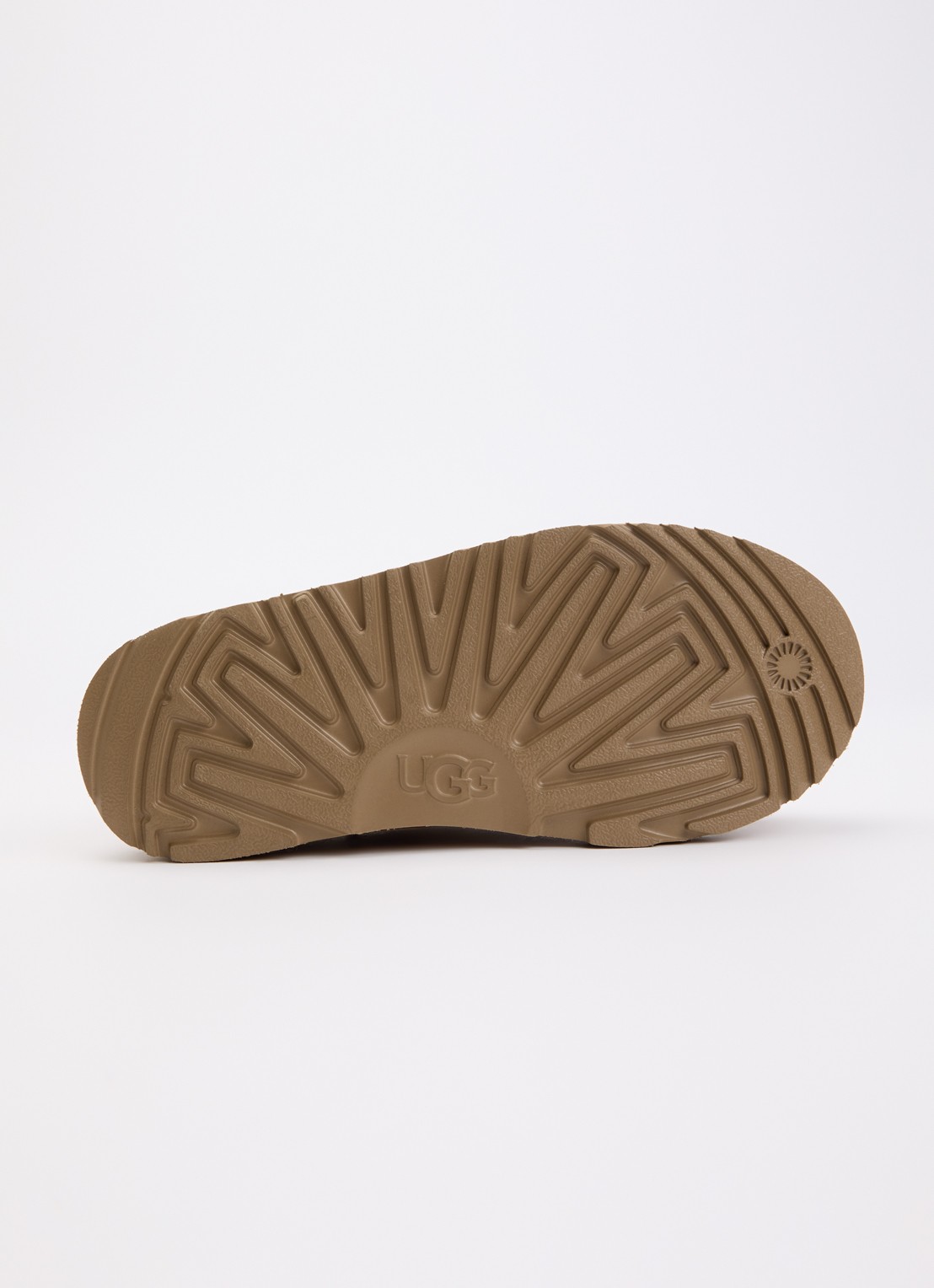 UGG Classic Micro instapper van suède - detail 4 hazelnootbruin