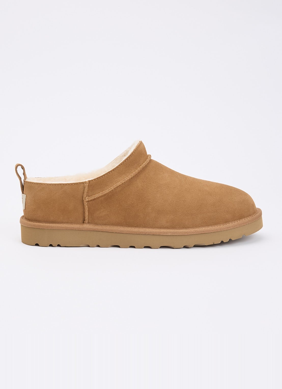 UGG Classic Micro instapper van suède - voorkant 4 camel