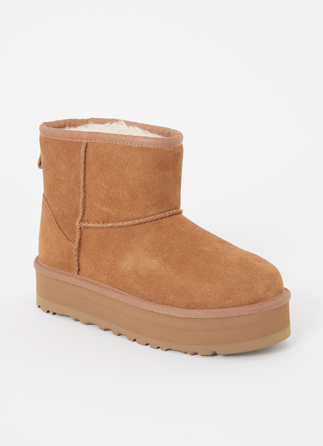 UGG Classic Mini Platform enkellaarsje van suède  - voorkant 3 cognac