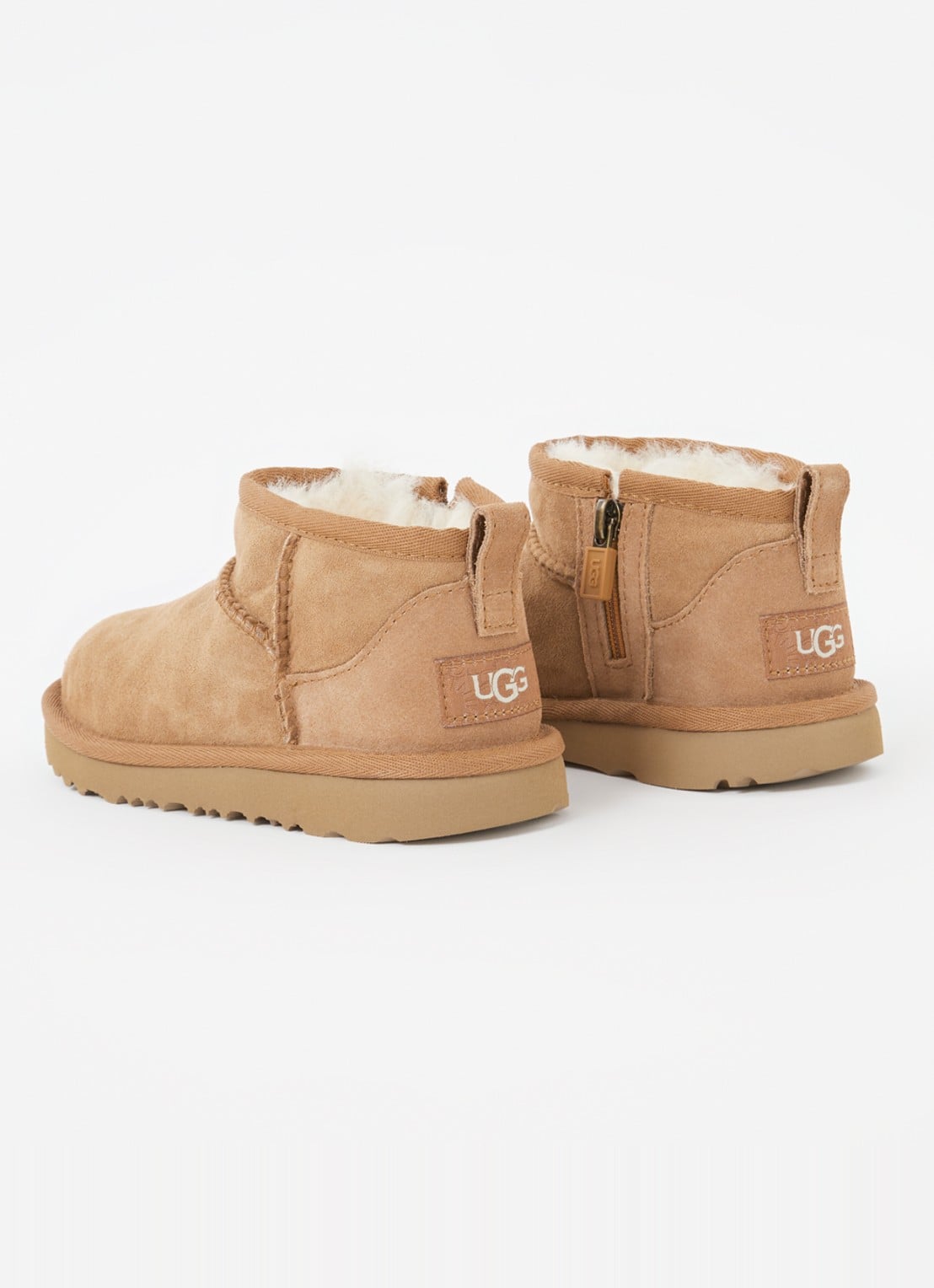 UGG Classic Ultra Mini enkellaarsje van suède - achterkant 3 camel