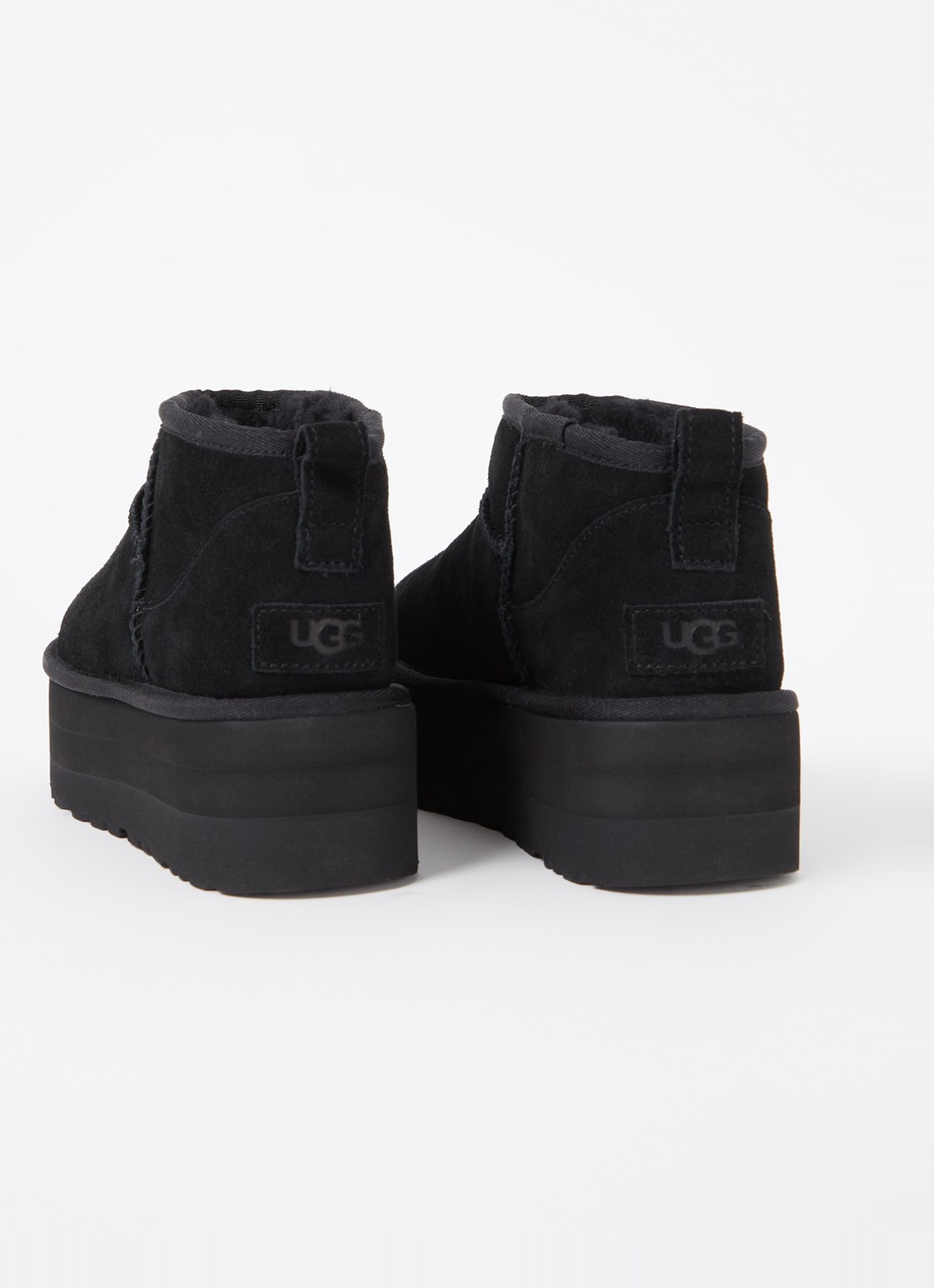 UGG Classic Ultra Mini Platform enkellaarsje van suède - detail 2 zwart