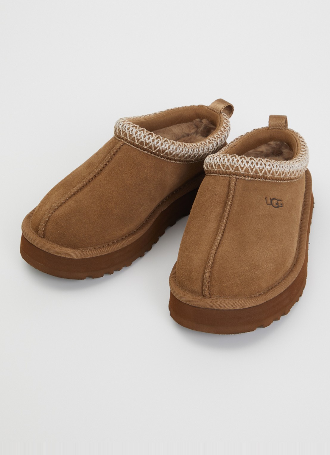 UGG K Tazz muiltje van suède - voorkant 2 donkerbeige