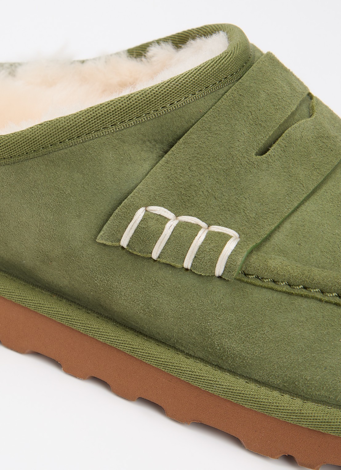 UGG Loafer instapper van lamssuède - detail 5 mosgroen