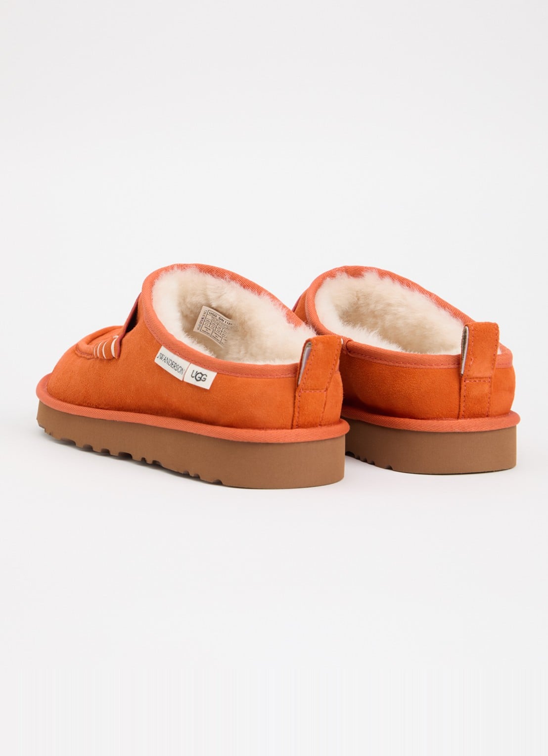 UGG Loafer instapper van lamssuède - achterkant donkeroranje