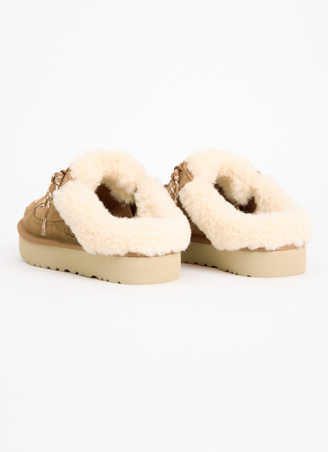 UGG Lowmel muiltje van suède - achterkant 5 camel