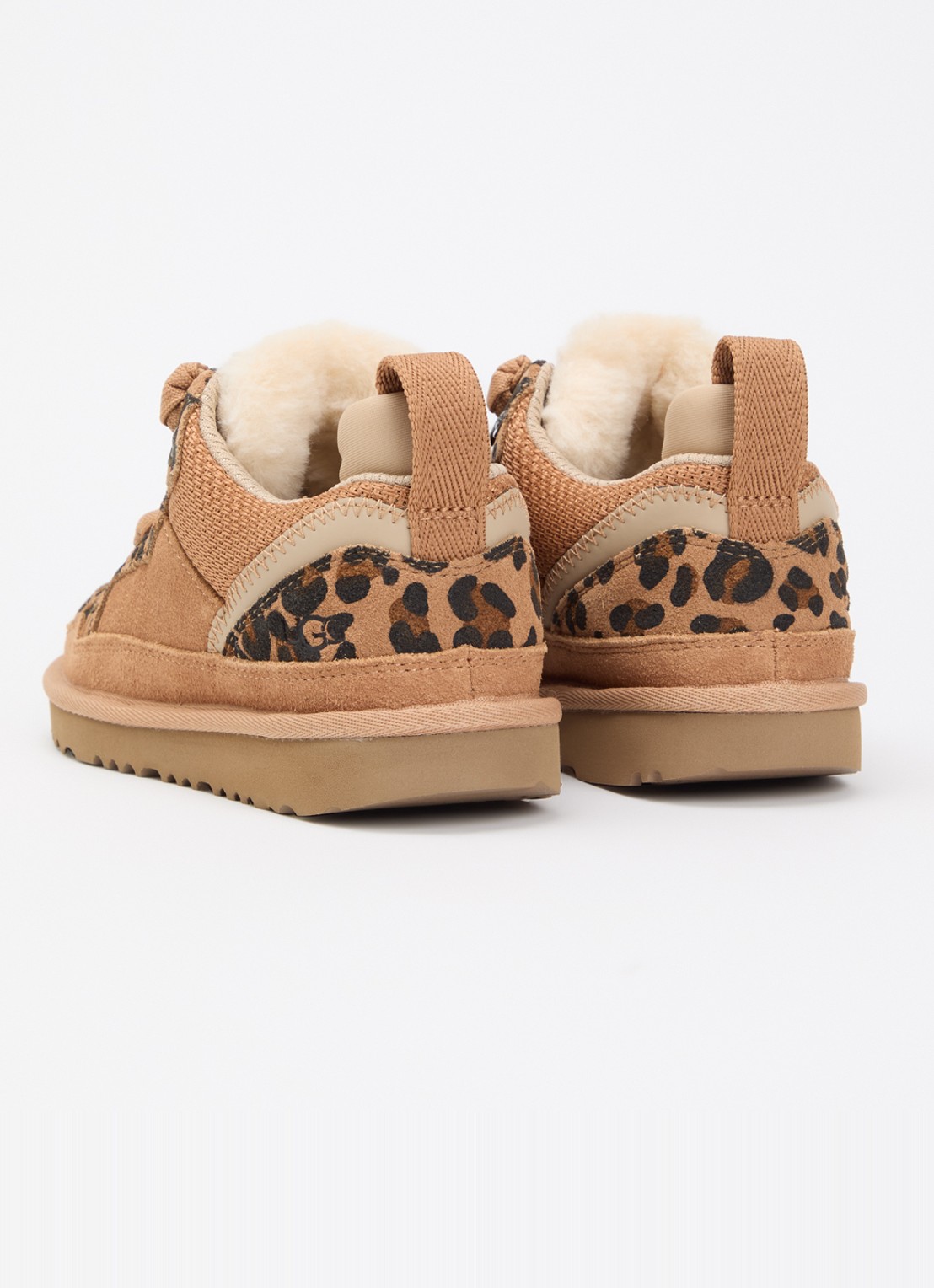 UGG Lowmel sneaker met suède details - achterkant lichtbruin