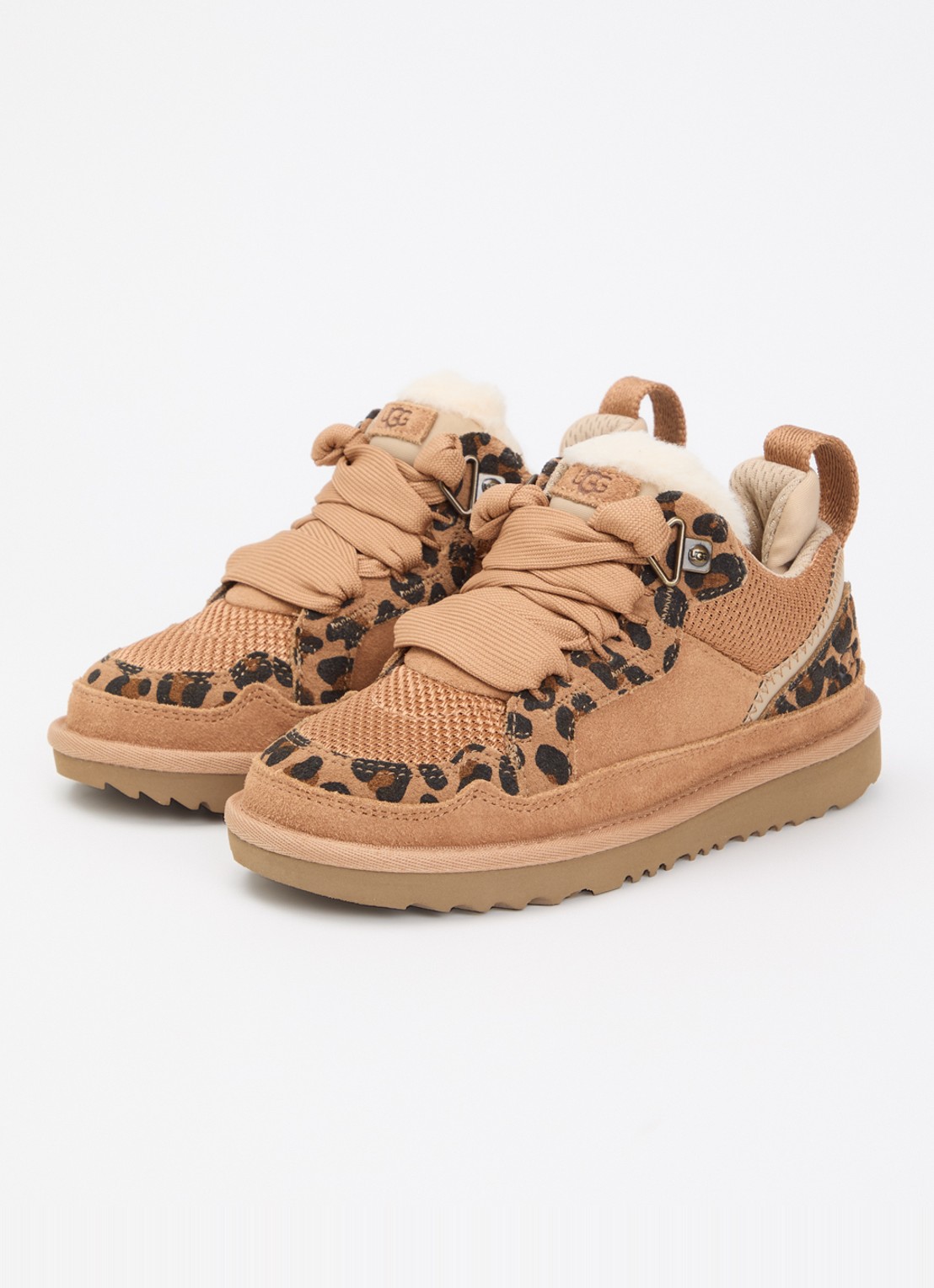 UGG Lowmel sneaker met suède details - voorkant 3 lichtbruin