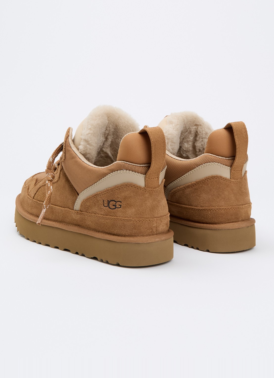 UGG Lowmel sneaker met suède details - achterkant kastanjebruin