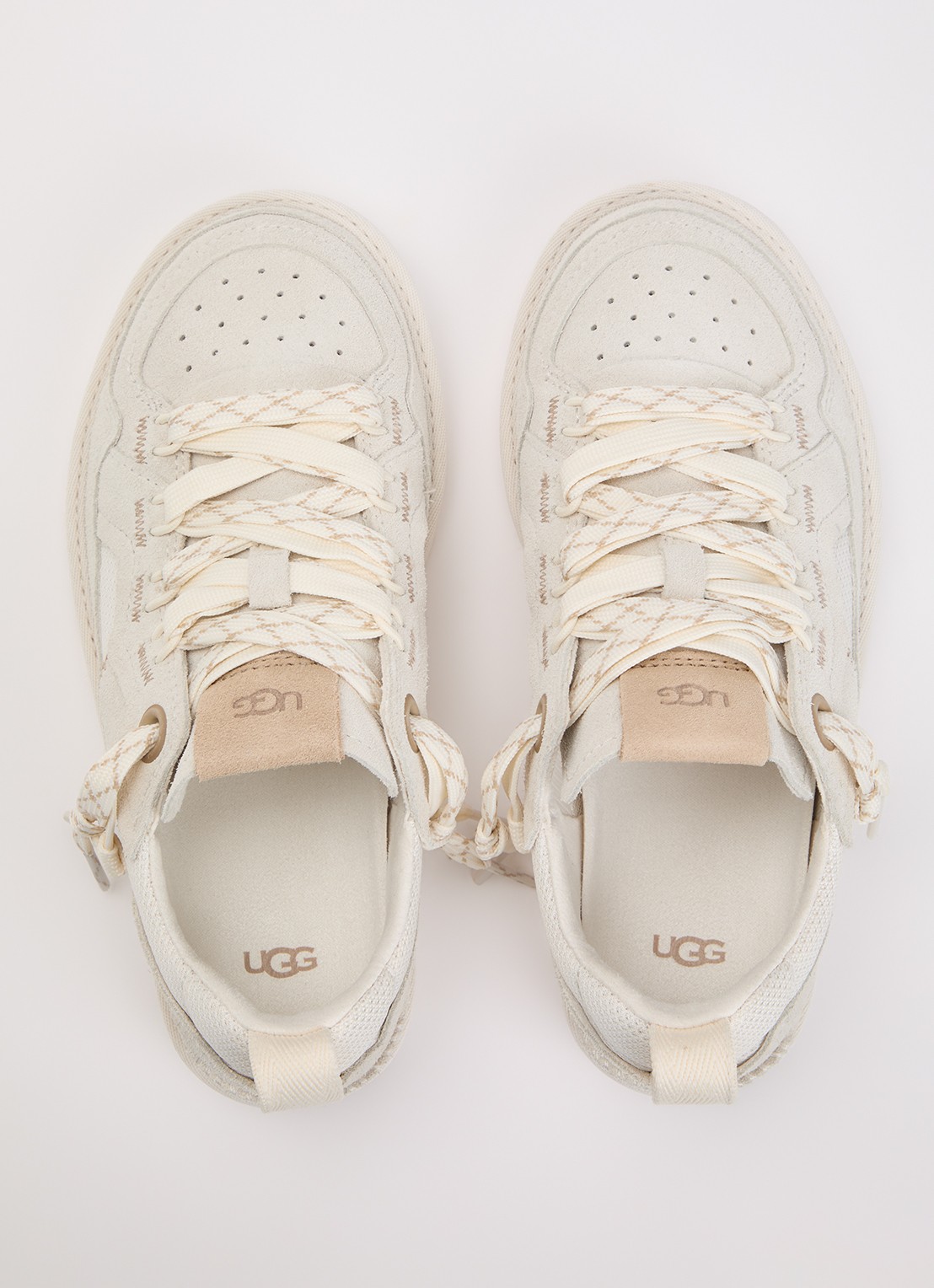 UGG Minimel sneaker van suède - detail 3 beige