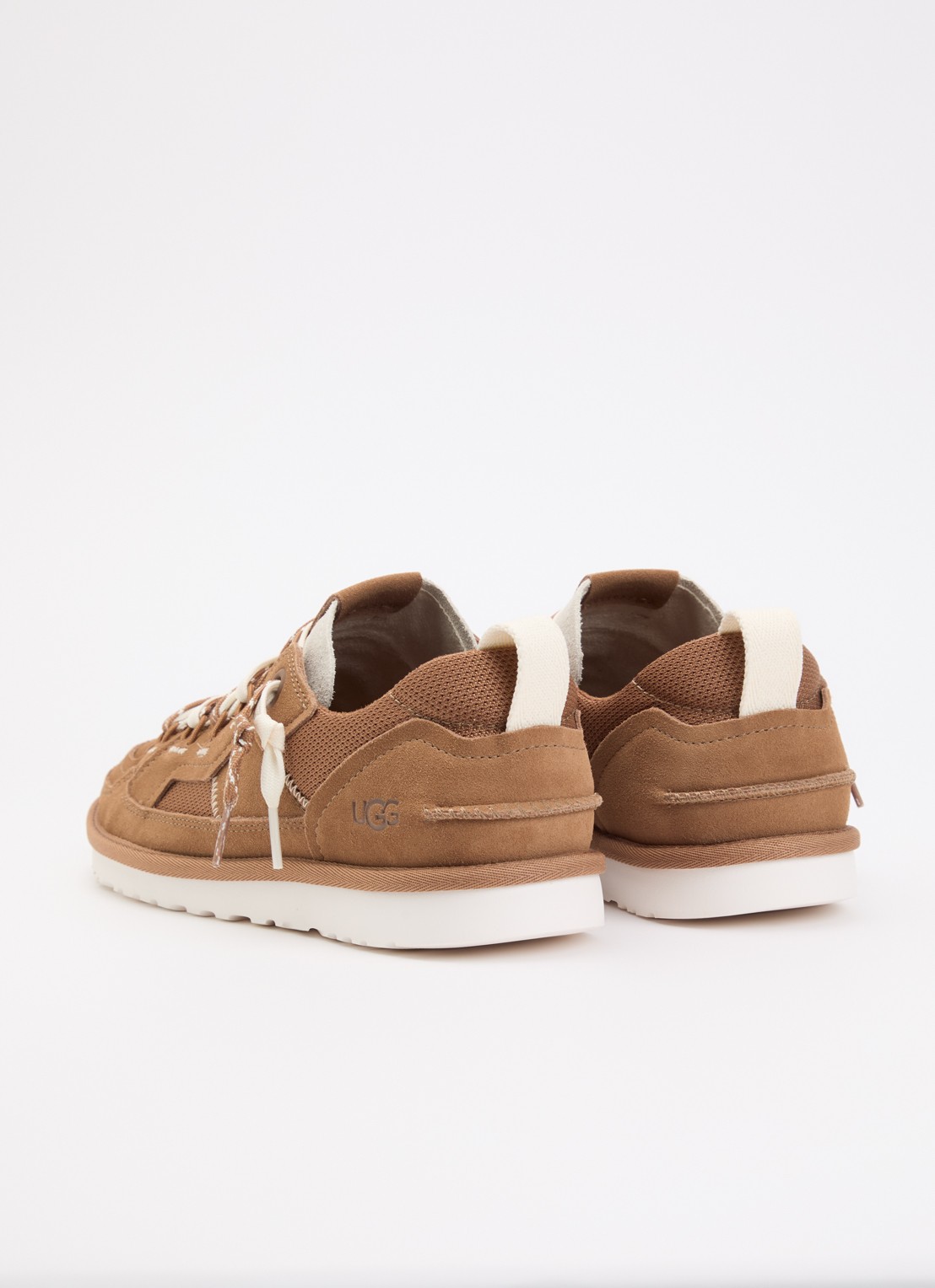 UGG Minimel sneaker van suède - achterkant lichtbruin