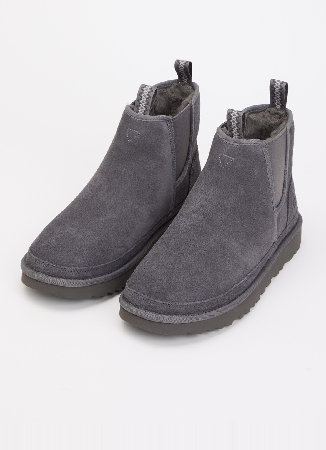 UGG Neumel chelsea boot van suède - detail grijs